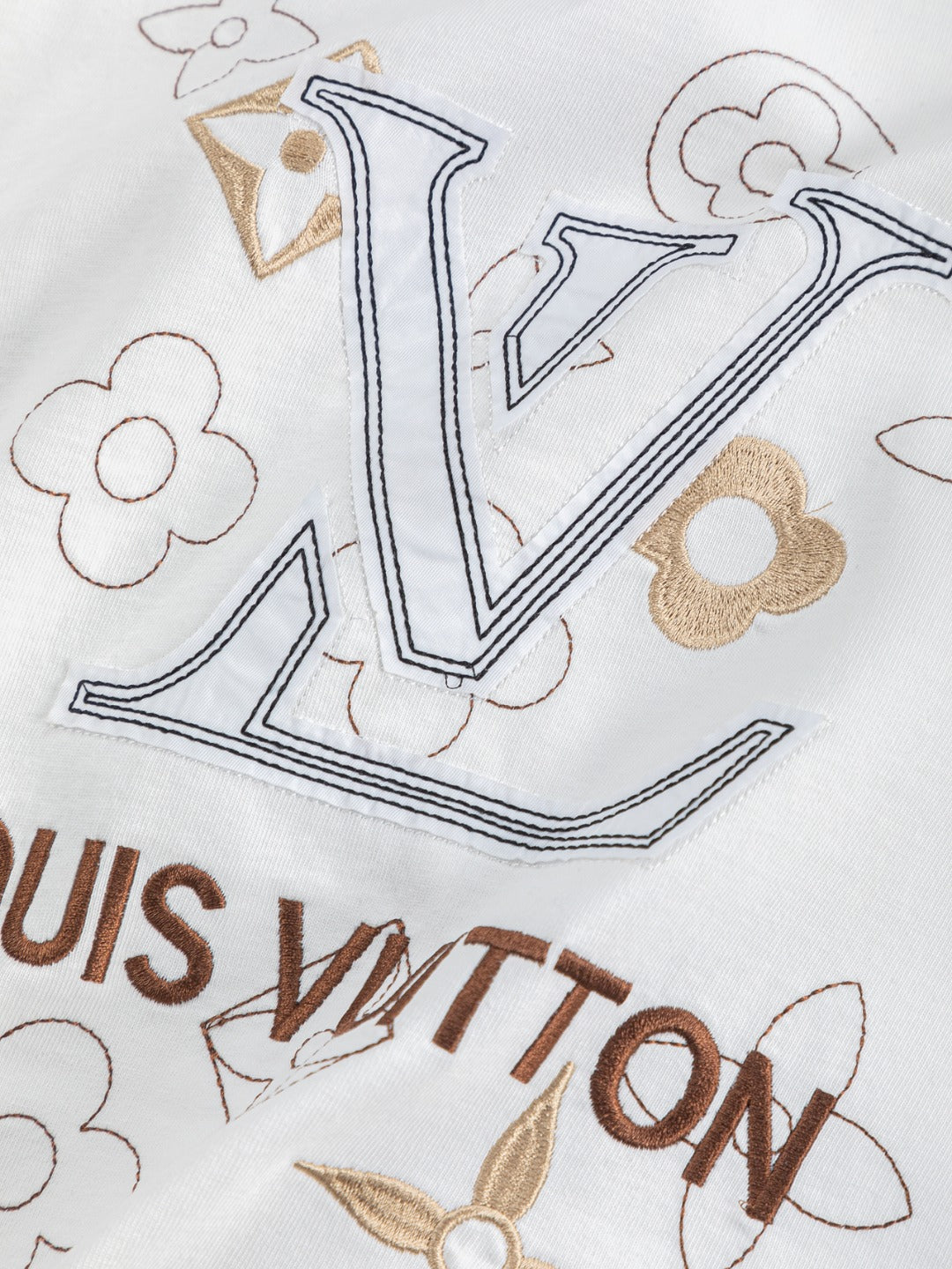 260415 New high-quality small logo embroidered simple T-shirt