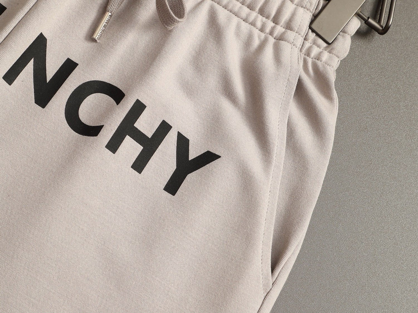260415 New high-quality rolled-bottom hem design shorts