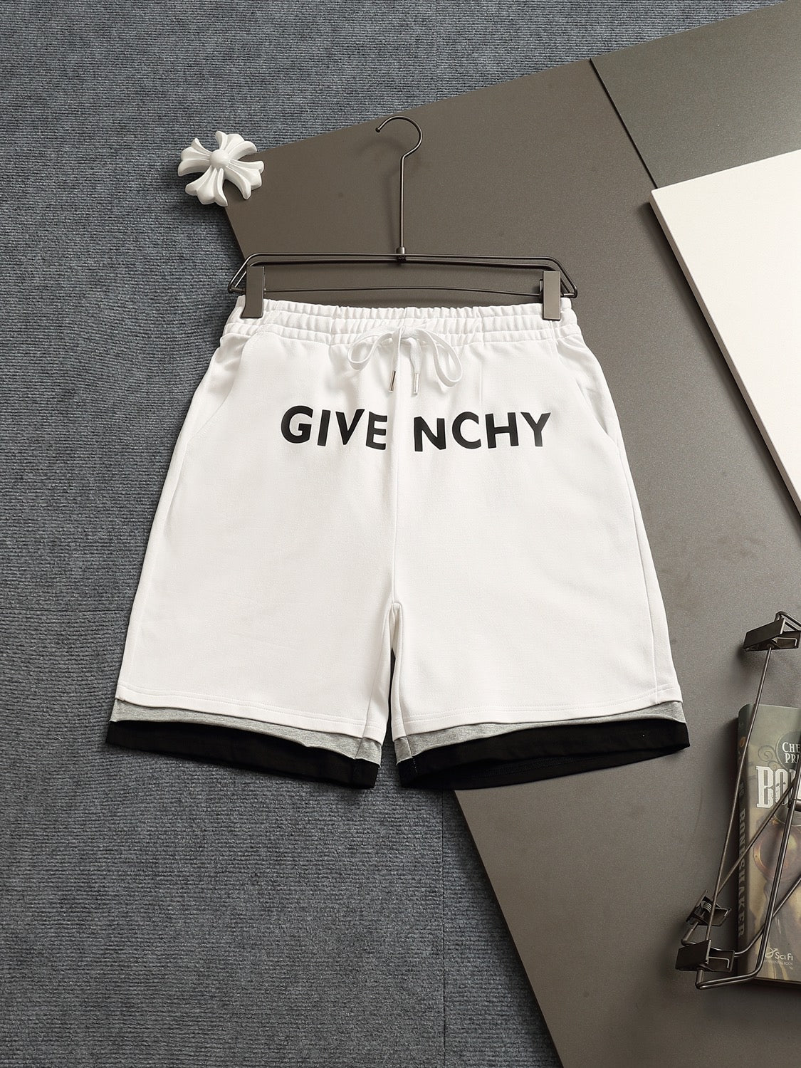 260415 New high-quality rolled-bottom hem design shorts