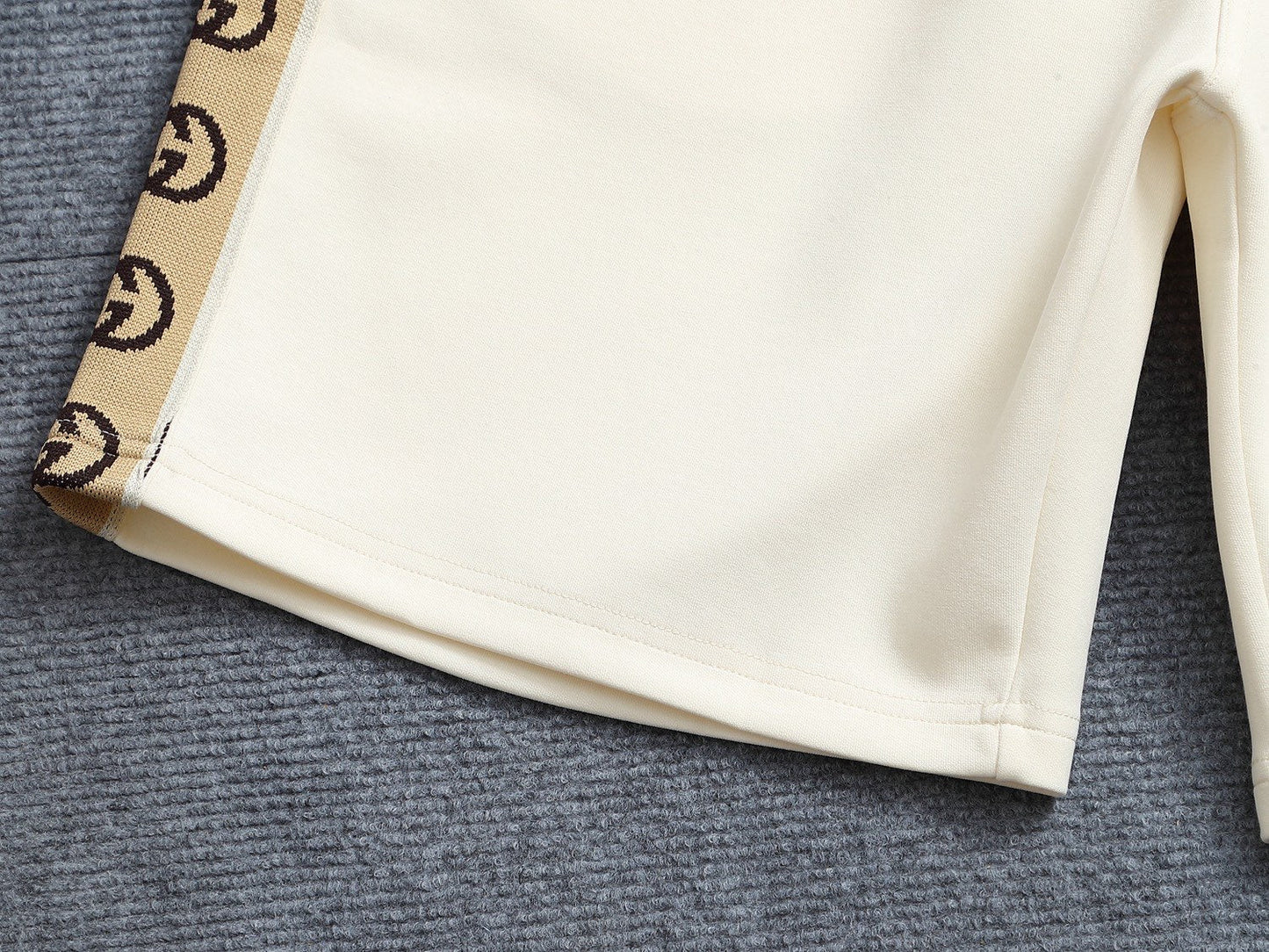260415 New high-quality classic side-striped shorts