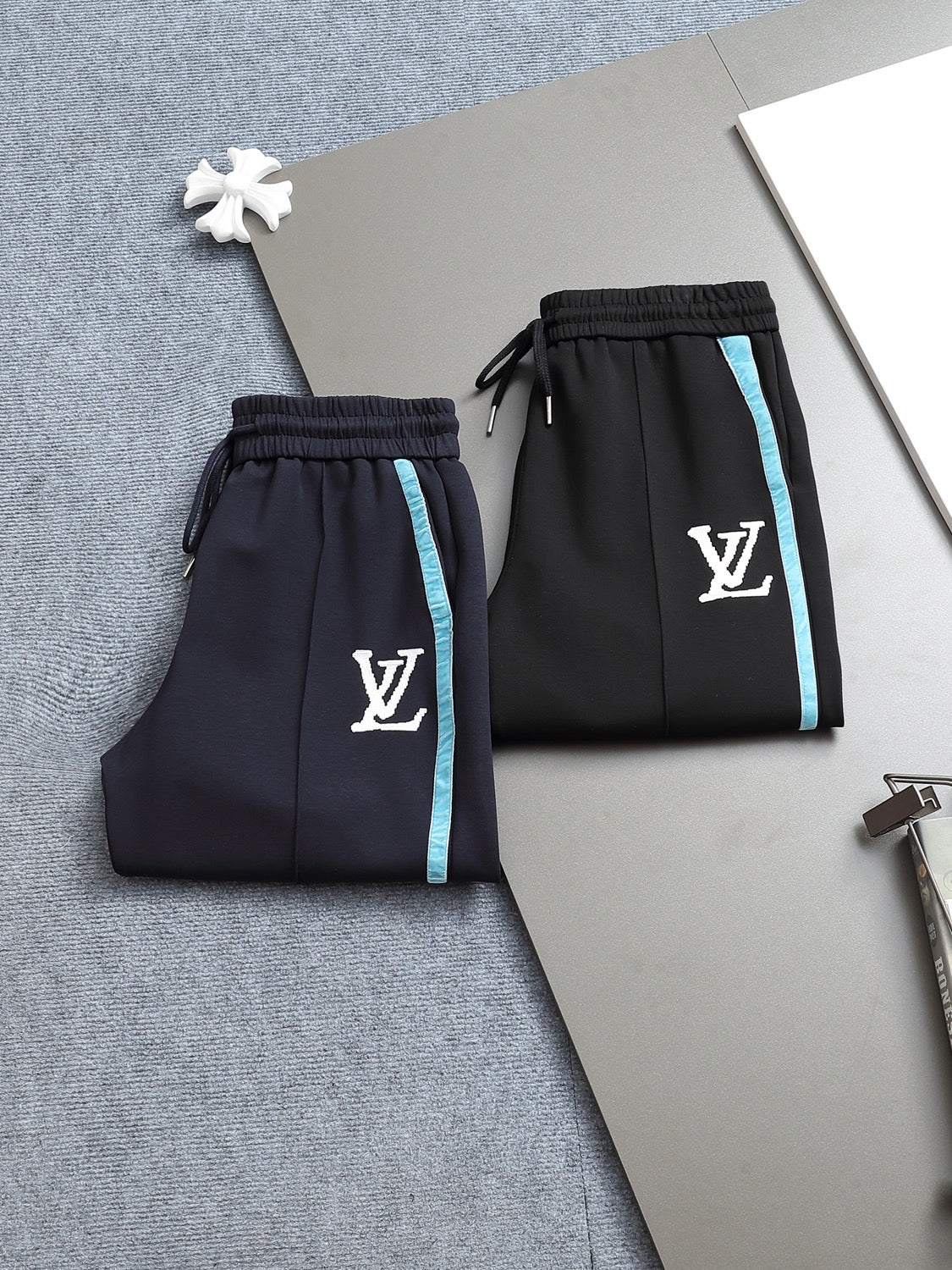 260415 New high-quality color-matched simple icon short pants