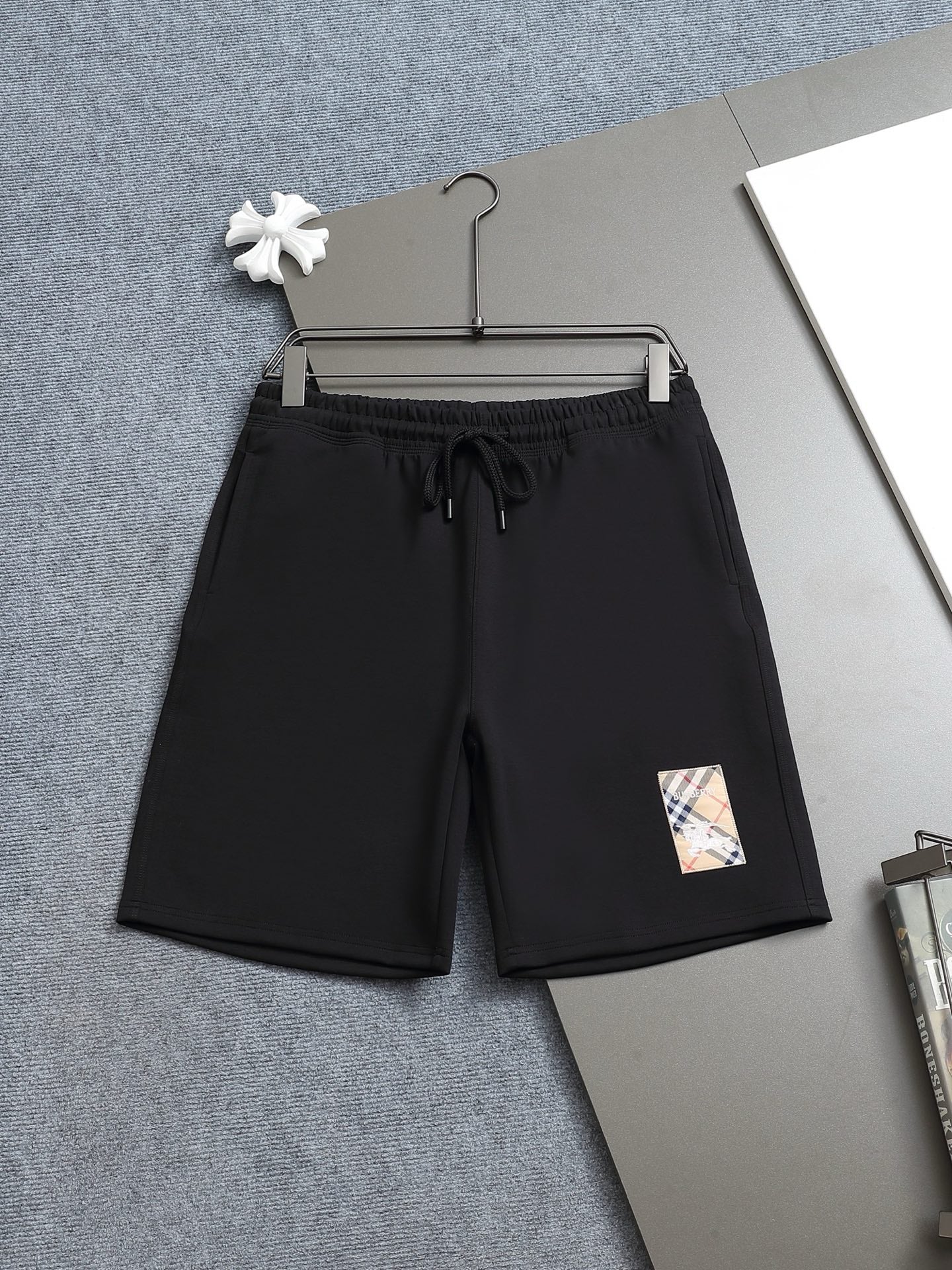 260415 New high-quality, minimalist patchwork design shorts