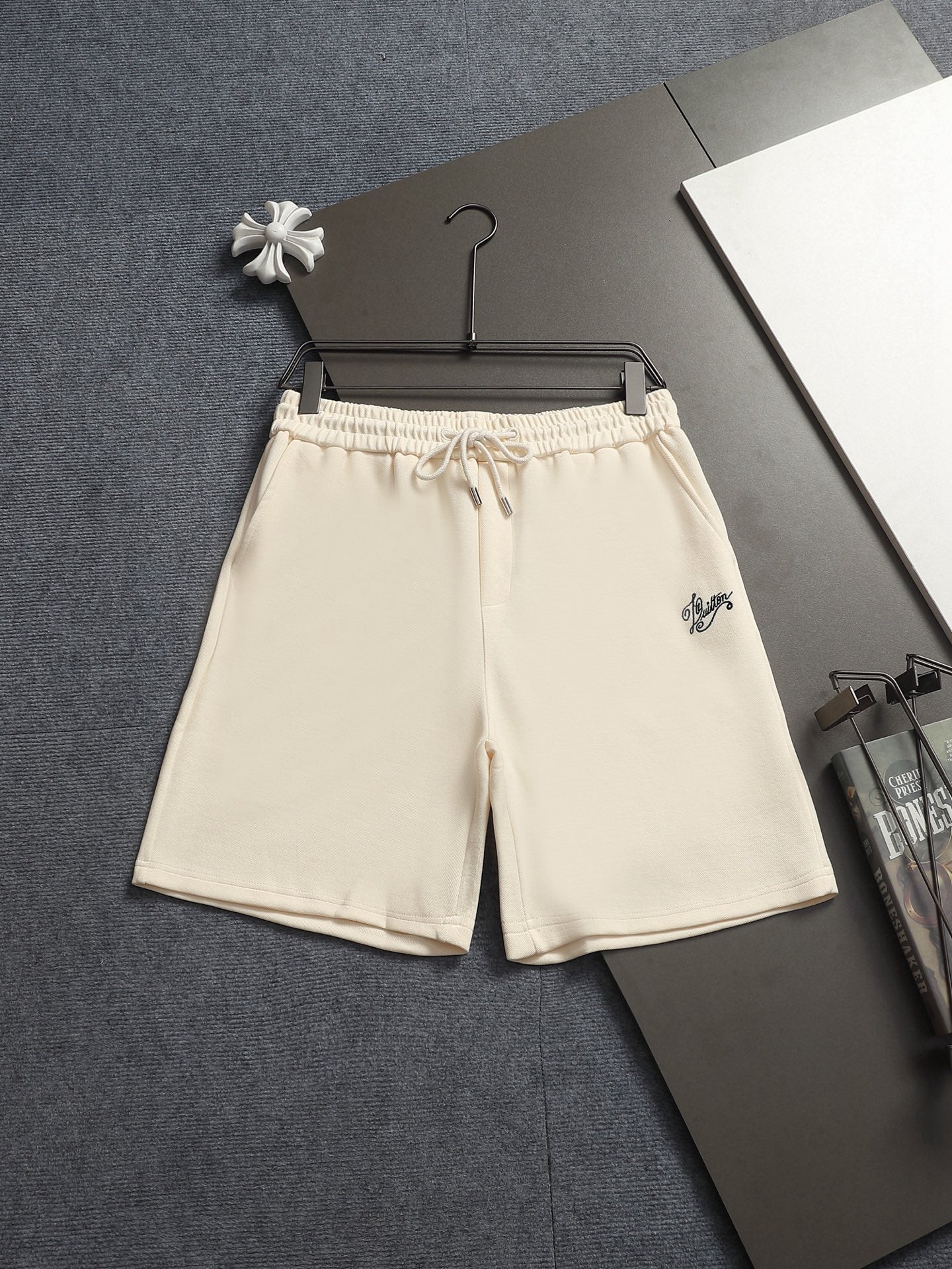 260415 New high-quality, minimalist icon patterned knitted casual shorts