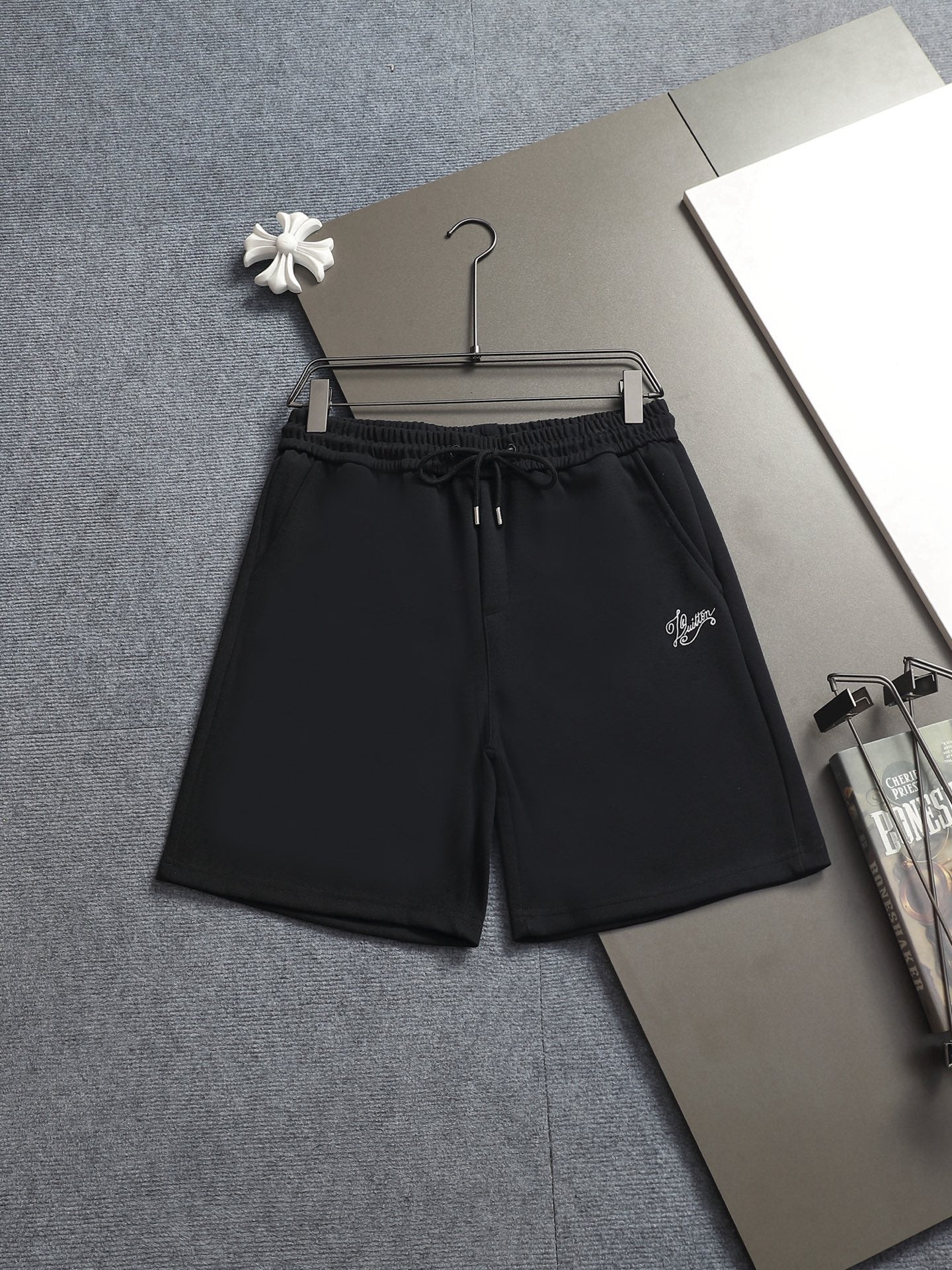 260415 New high-quality, minimalist icon patterned knitted casual shorts