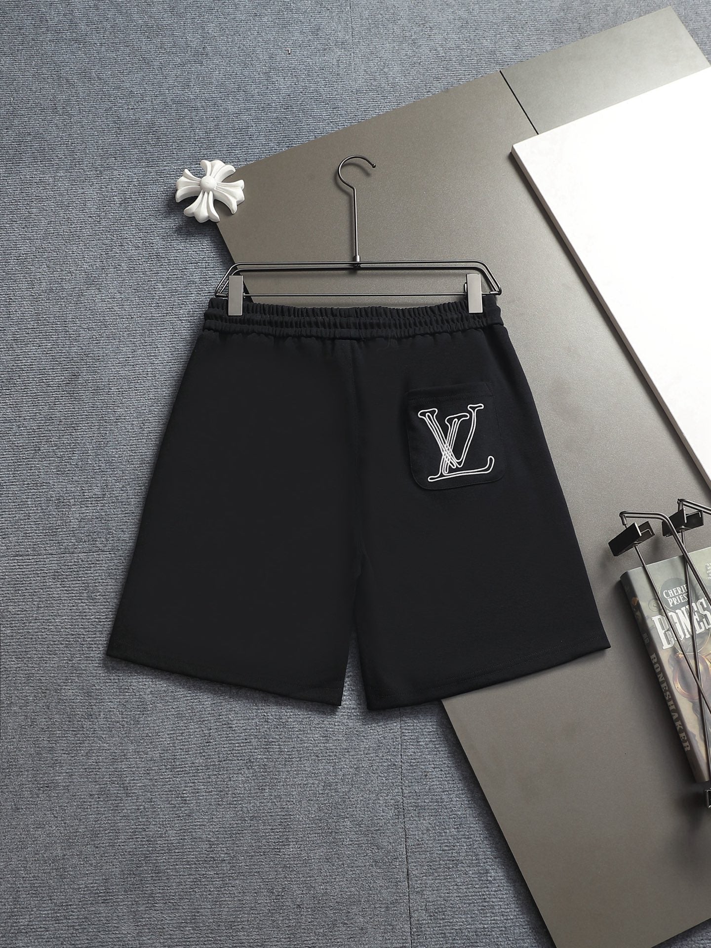 260415 New high-quality, minimalist icon patterned knitted casual shorts