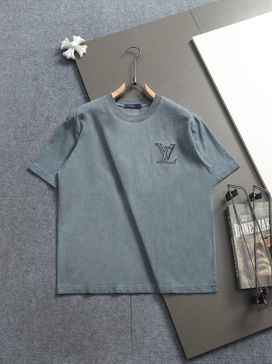 260415 New high-quality, high-grade embroidered and distressed T-shirt