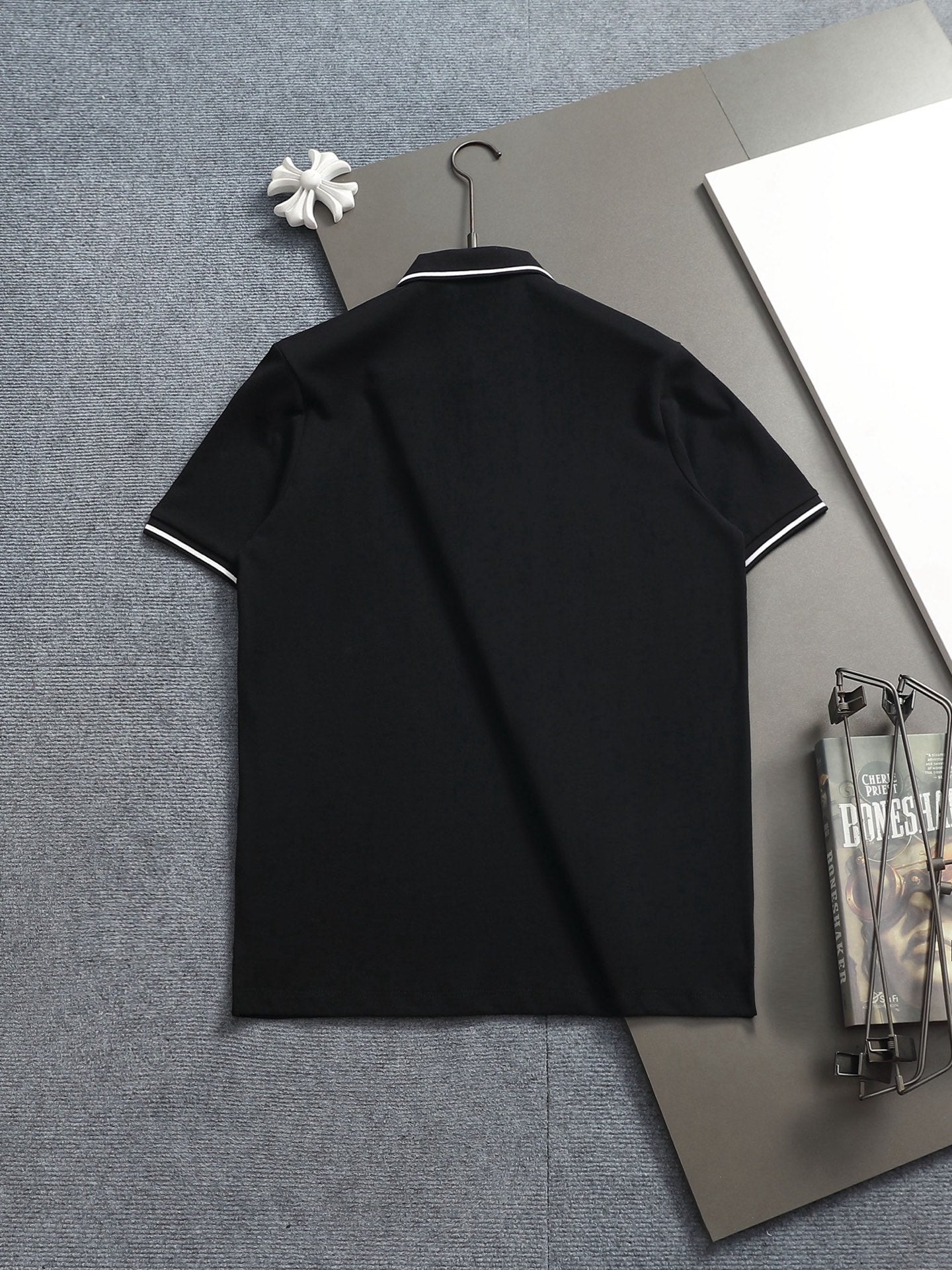 260415 New high-quality color-matched small icon polo shirt