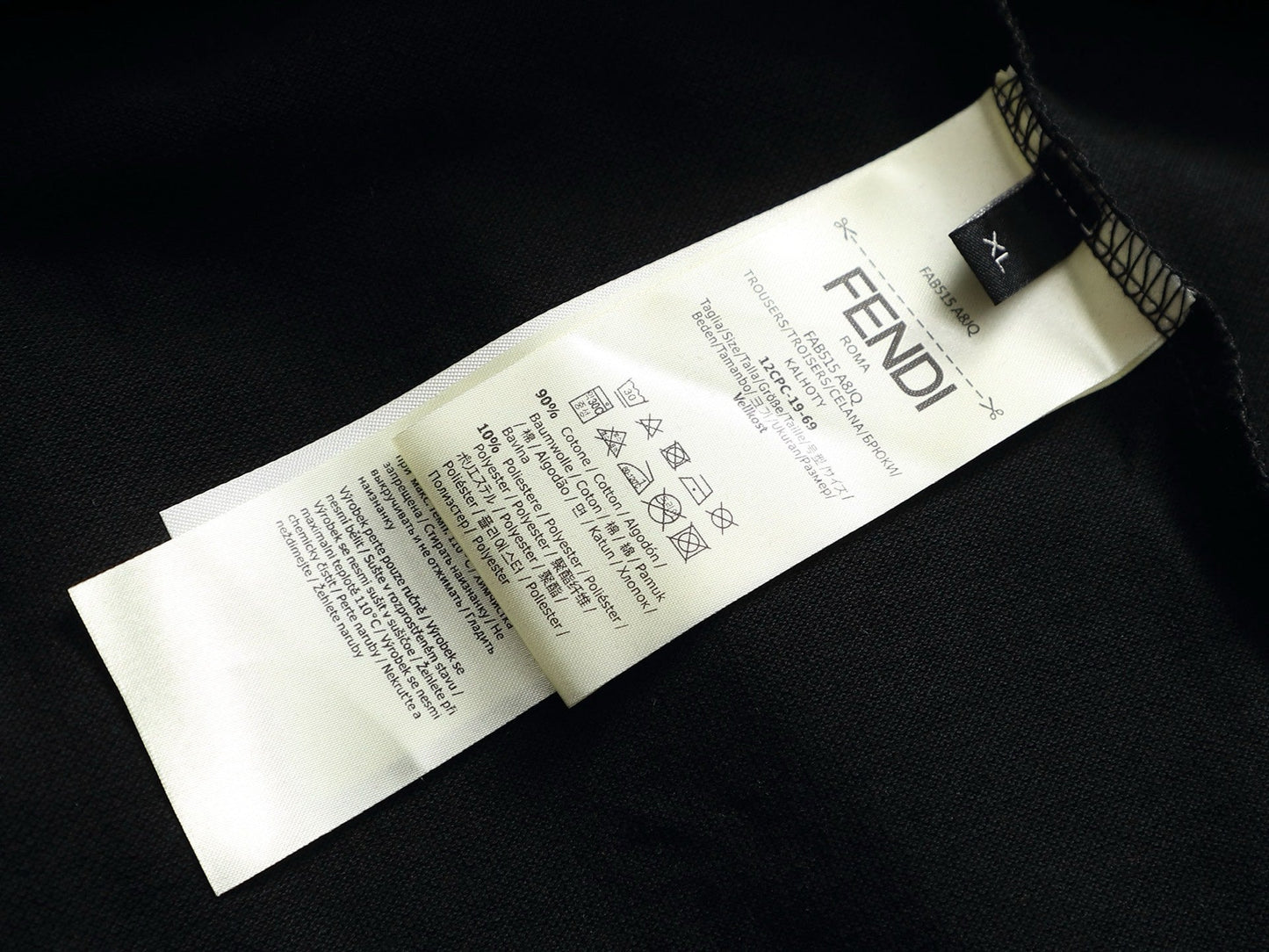 260415 New high-quality color-matched small icon polo shirt