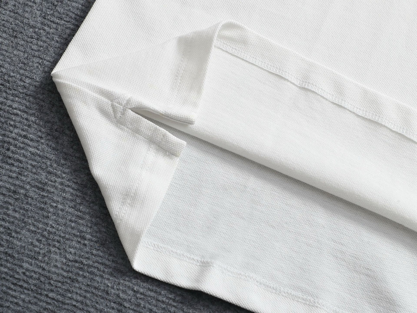 260415 New high-quality color-matched small icon polo shirt