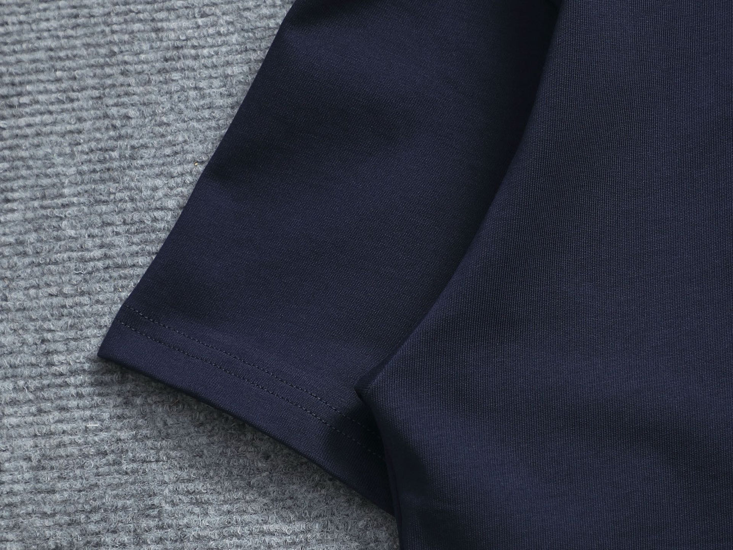 260415 New high-quality, minimalist, essential everyday T-shirt