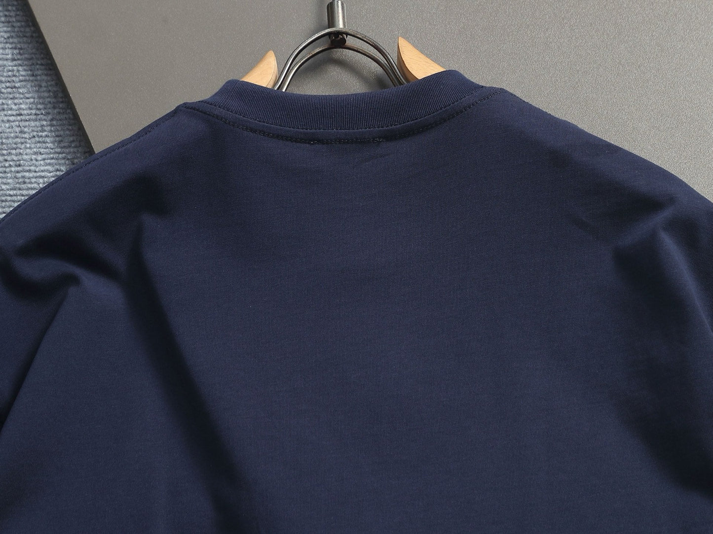 260415 New high-quality, minimalist, essential everyday T-shirt