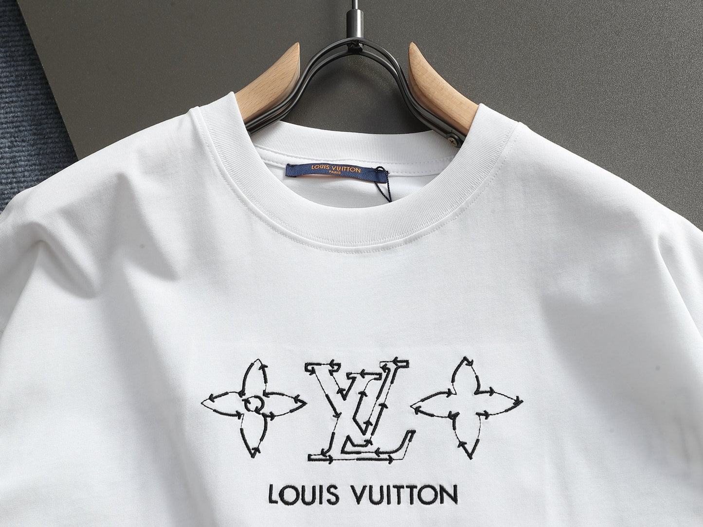 260415 New high-quality simple embroidery design T-shirt