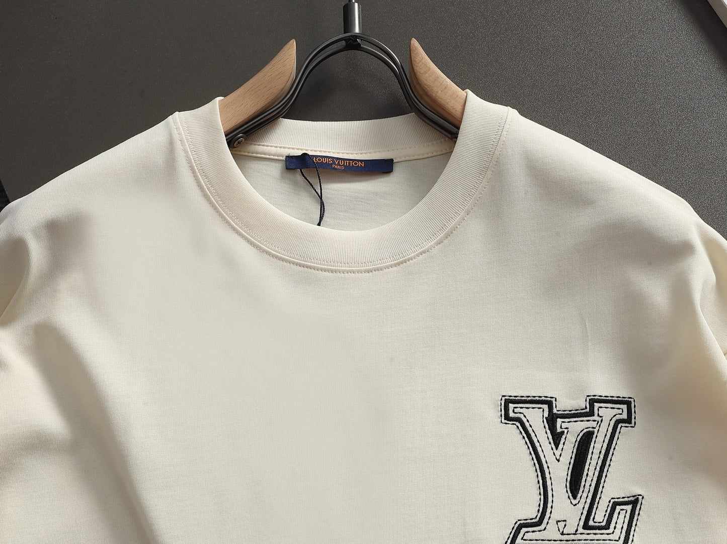 260415 New high-quality simple embroidery design T-shirt