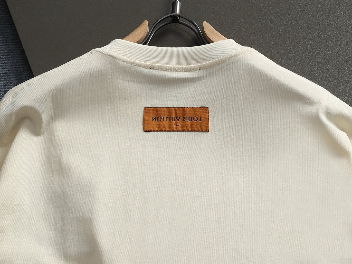 260415 New high-quality simple embroidery design T-shirt