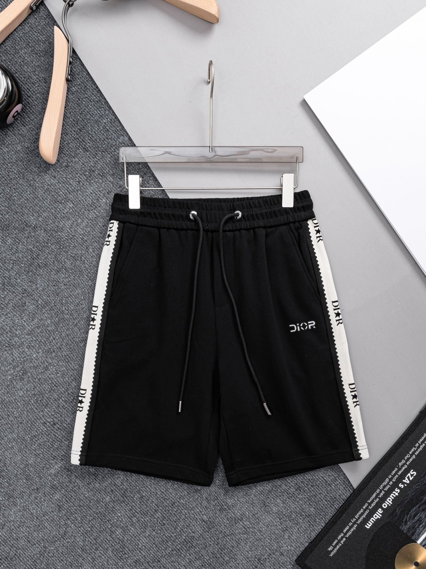 260415 New high-quality and simple woven shorts