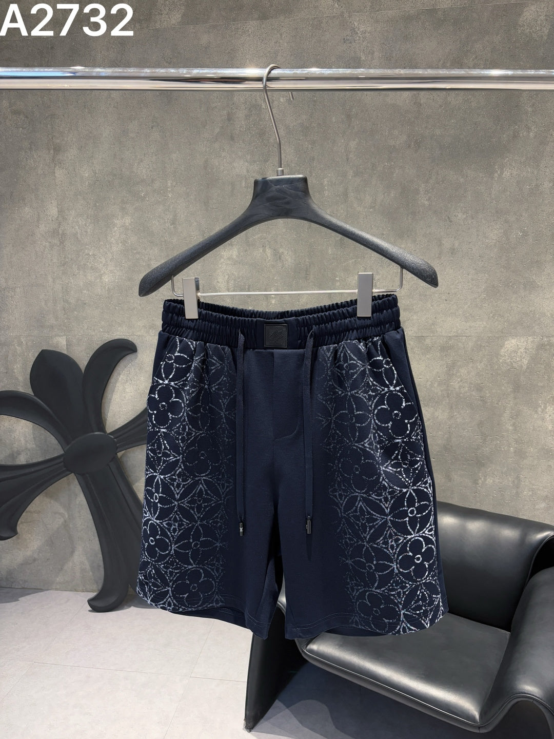 260415 New high-quality knitted gradient shorts