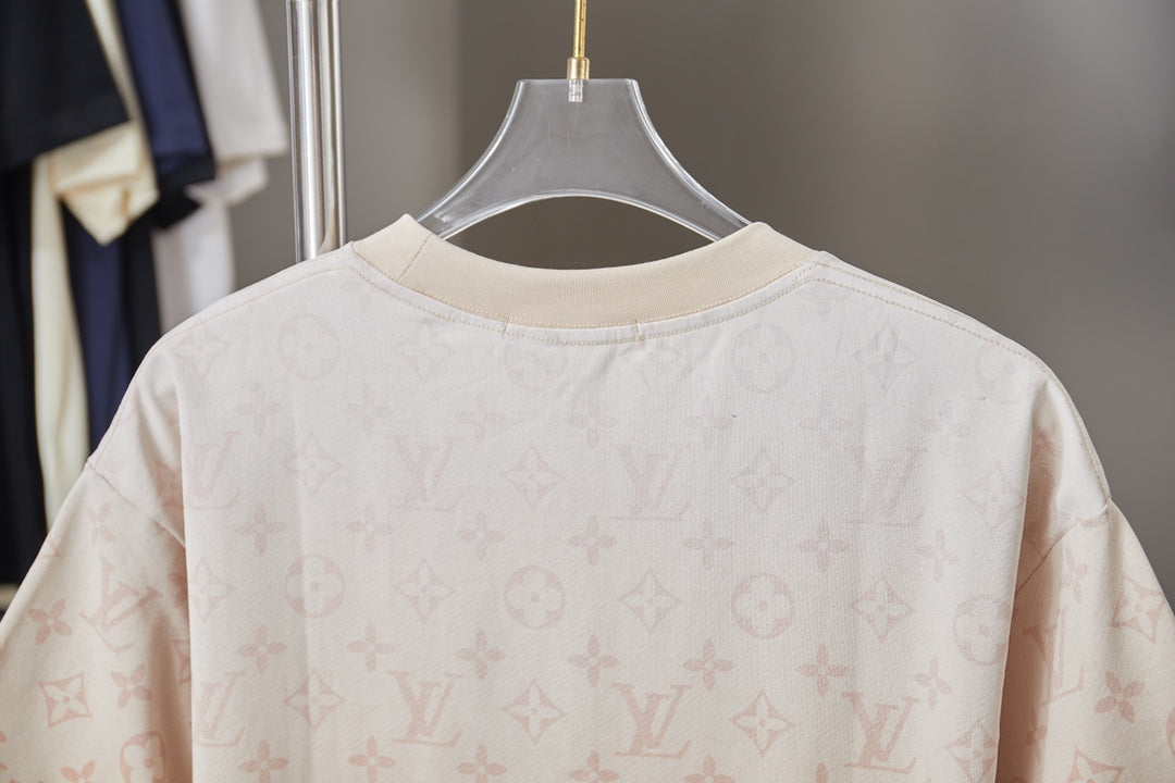 260421 New high-quality gradient-print T-shirt
