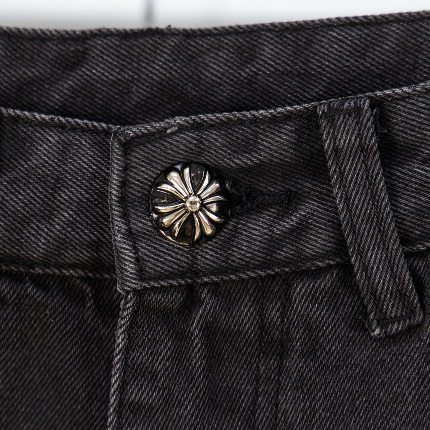 260421 New high-quality leather-stitched workwear washed denim pants