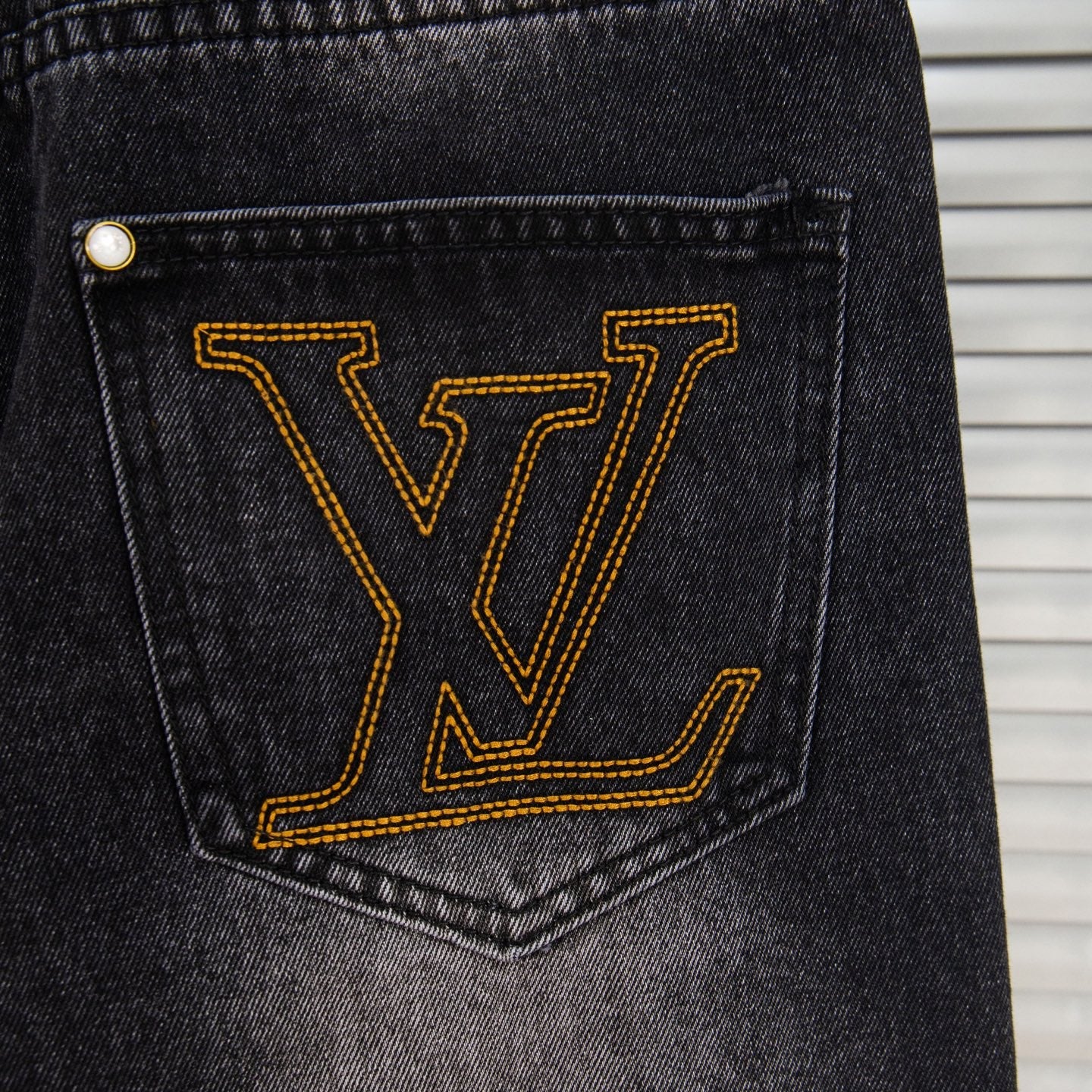 260421 New high-quality classic durable suede leather brand jeans