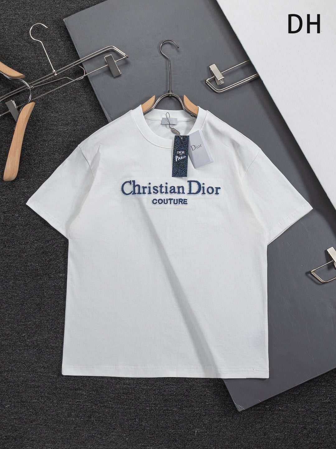 260421 New high-quality classic embroidered minimalist T-shirt