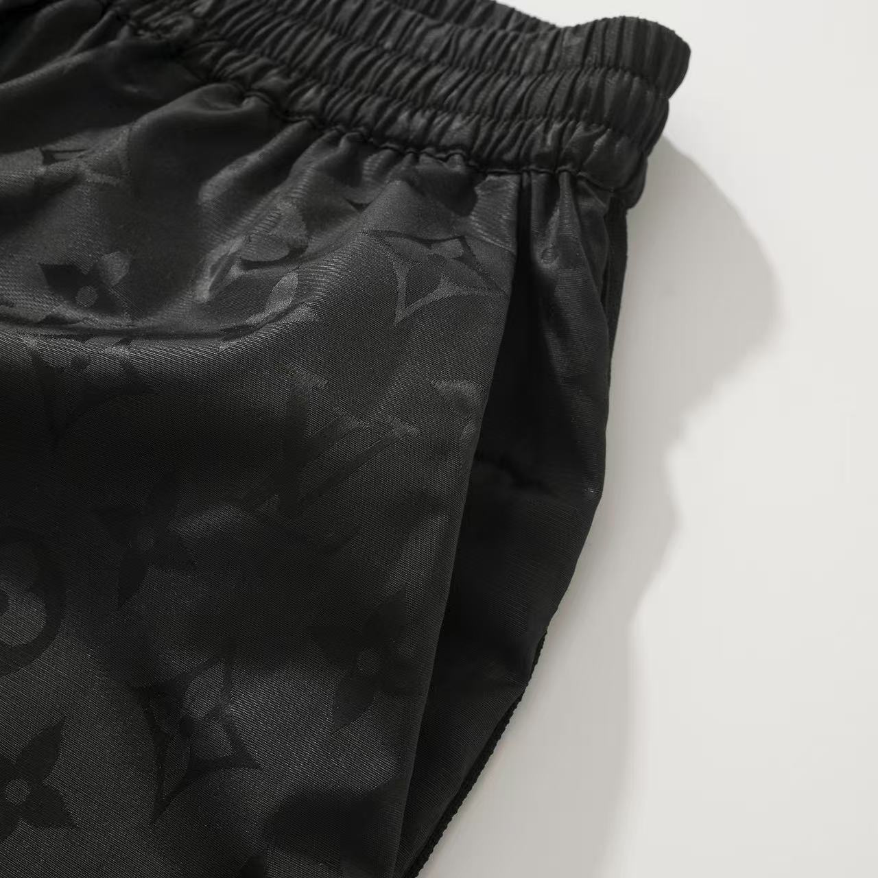 260421 New high-quality ribbed jacquard technology silk shorts