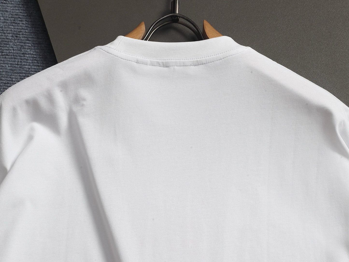 260421 New high-quality classic logo detailed watermark T-shirt