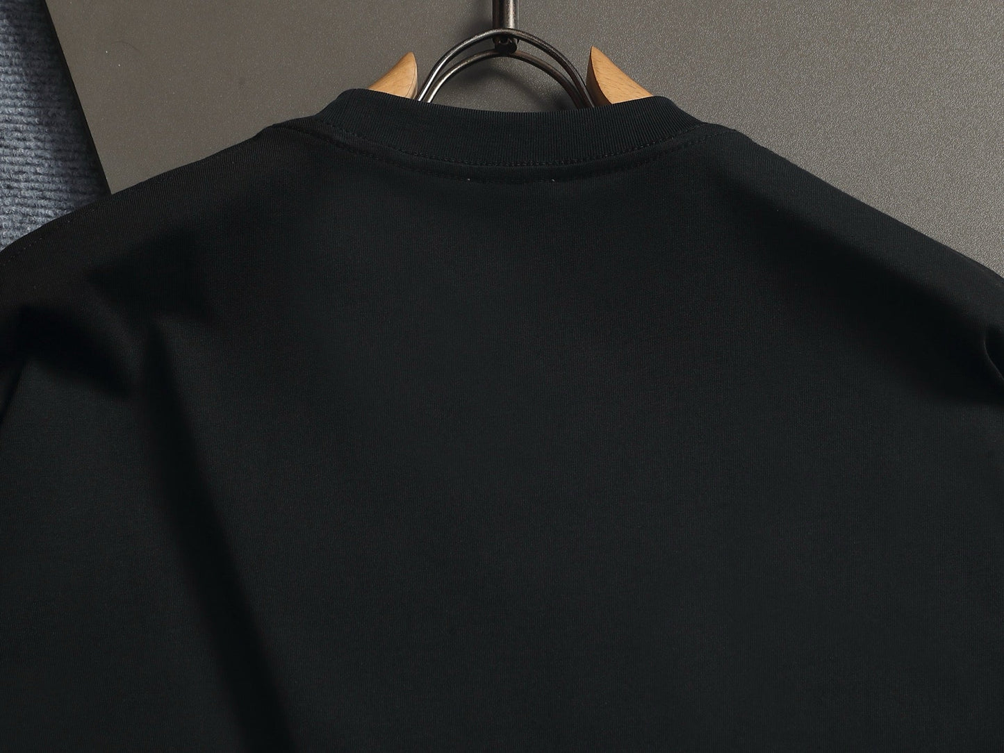 260421 New high-quality classic logo embroidered T-shirt