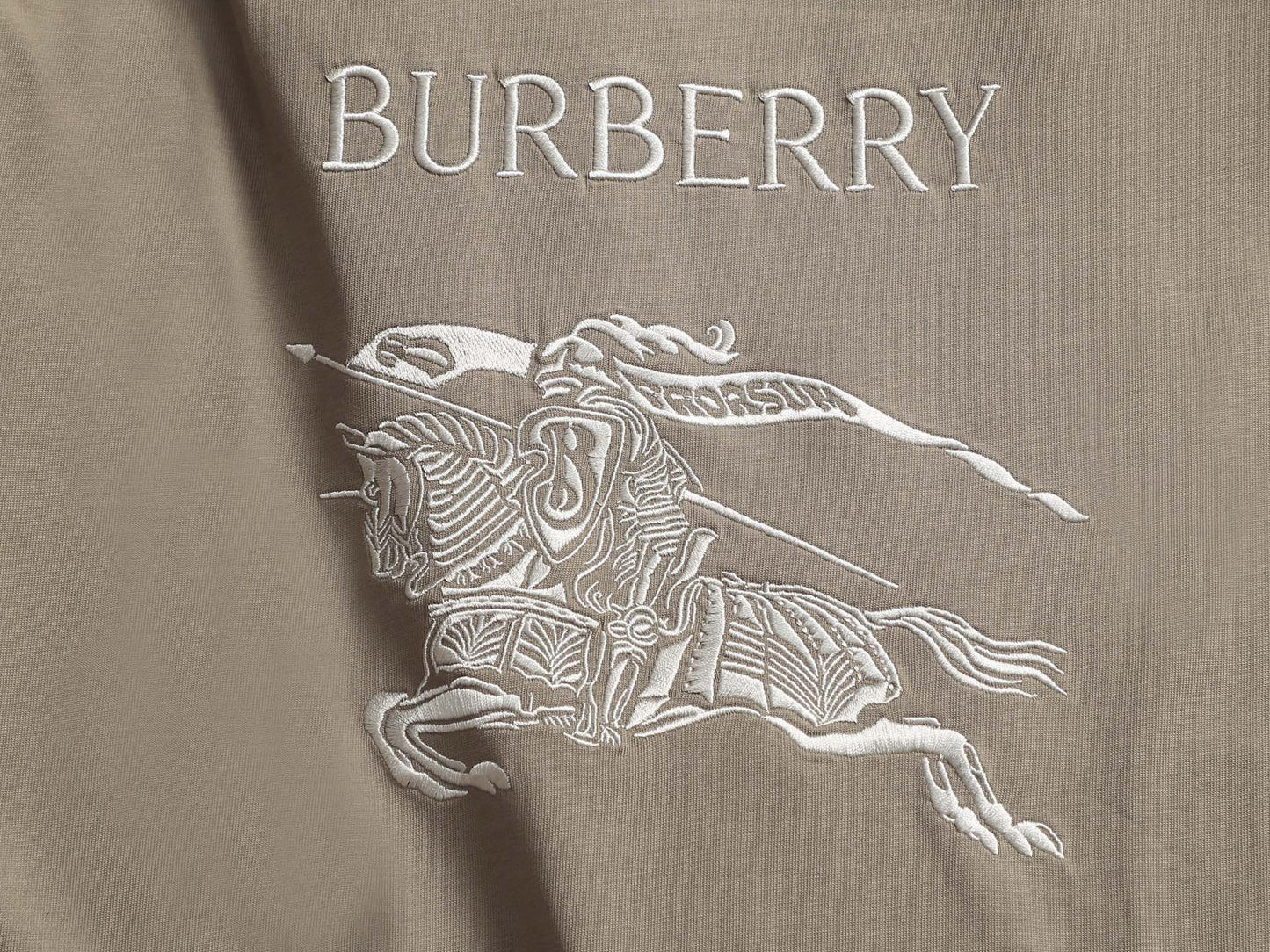 260421 New high-quality classic logo embroidered T-shirt