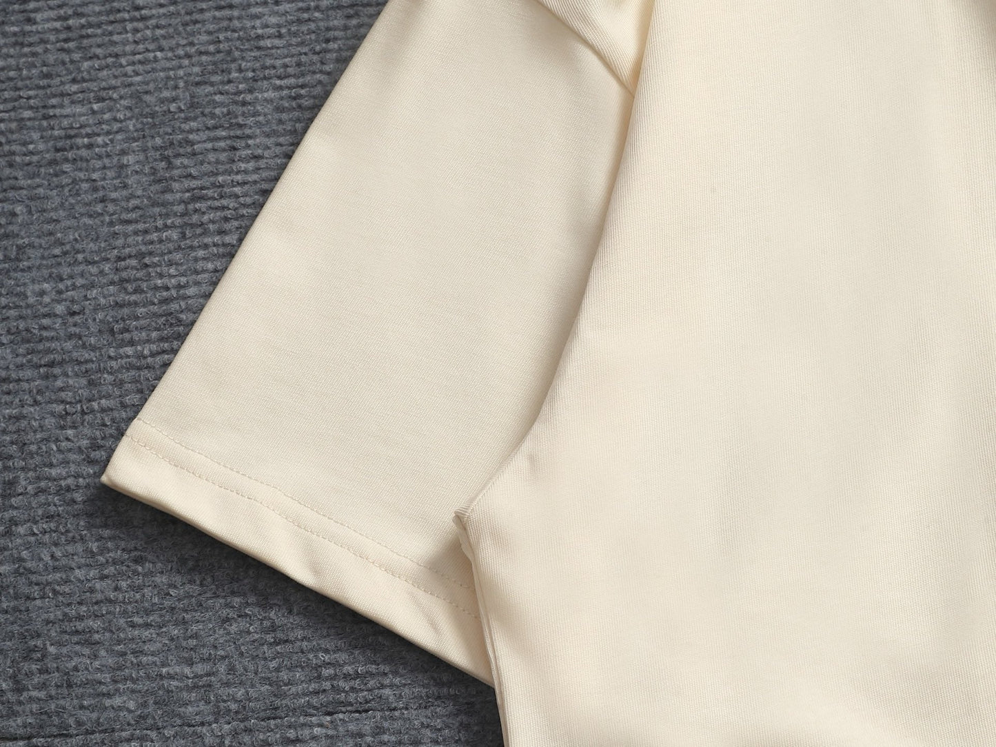 260421 New high-quality classic logo embroidered T-shirt