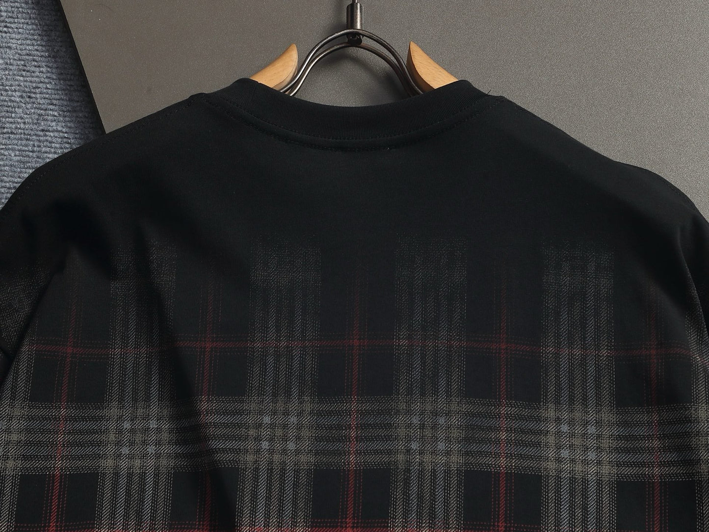 260421 New high-quality checked three-dimensional gradient printed T-shirt