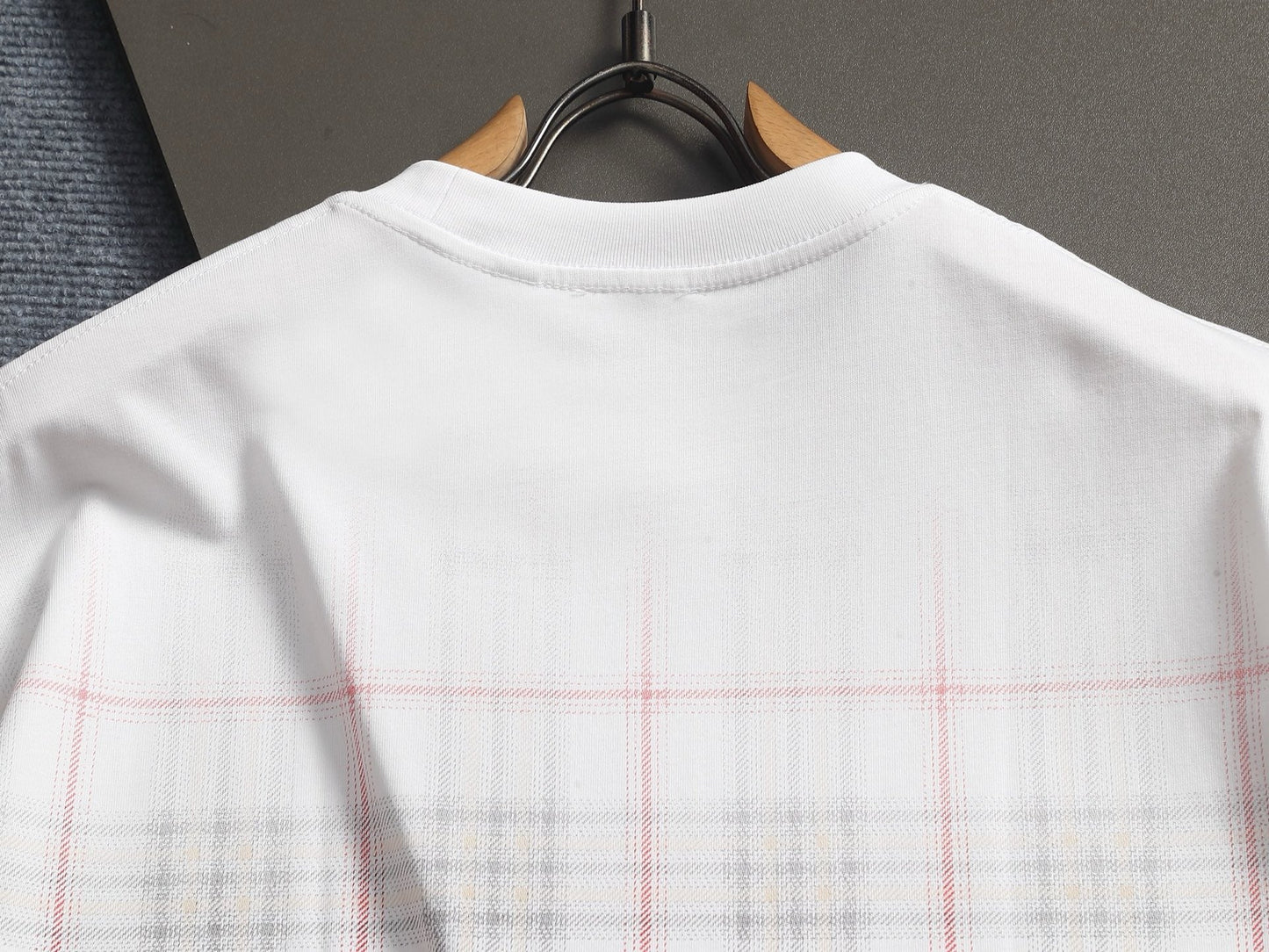 260421 New high-quality checked three-dimensional gradient printed T-shirt