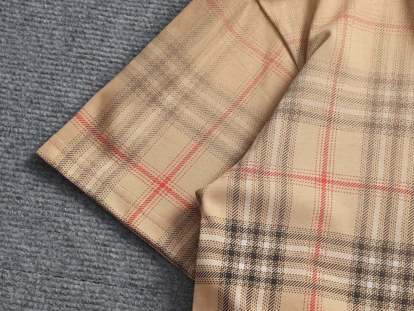260421 New high-quality checked three-dimensional gradient printed T-shirt