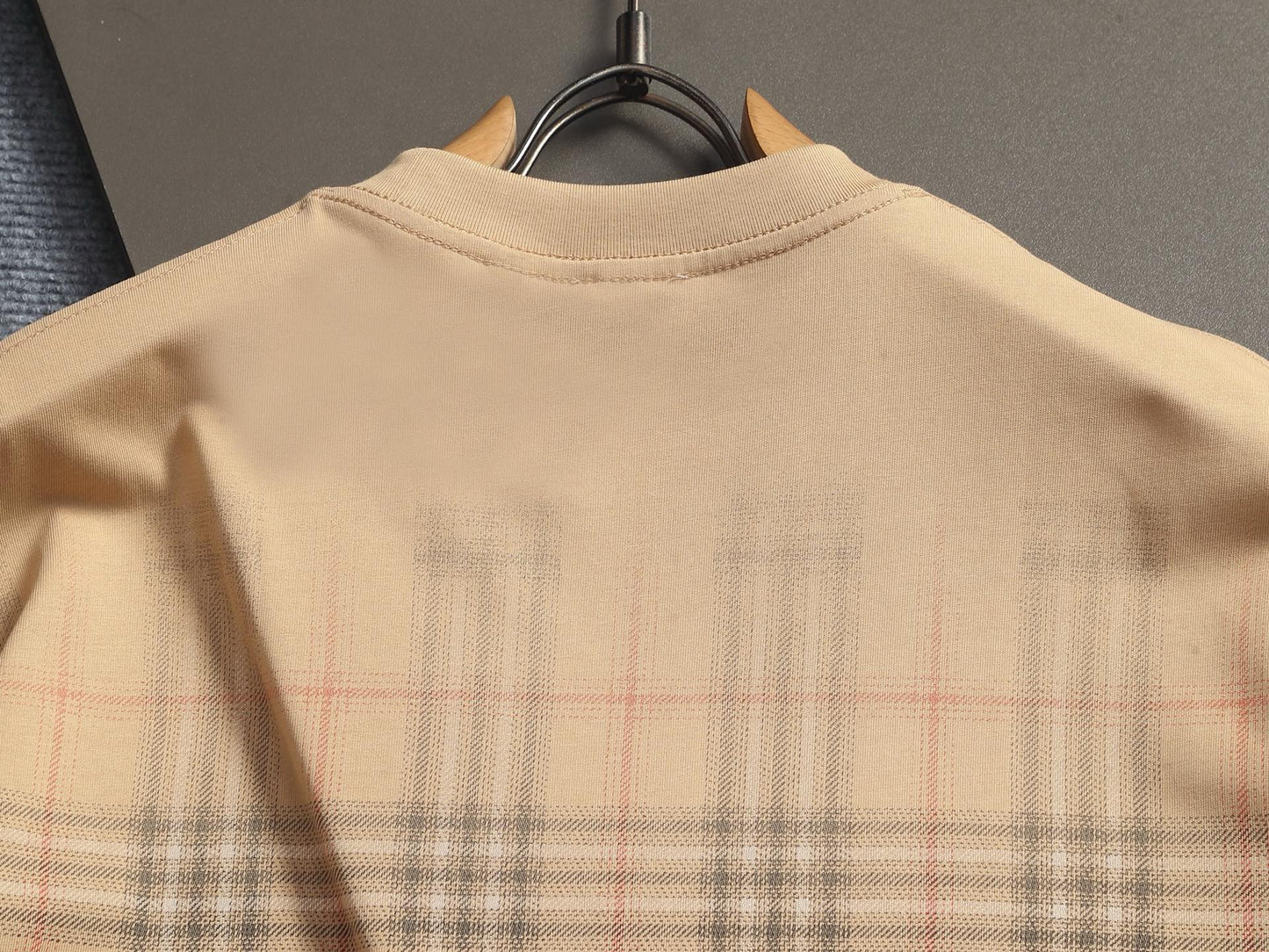 260421 New high-quality checked three-dimensional gradient printed T-shirt