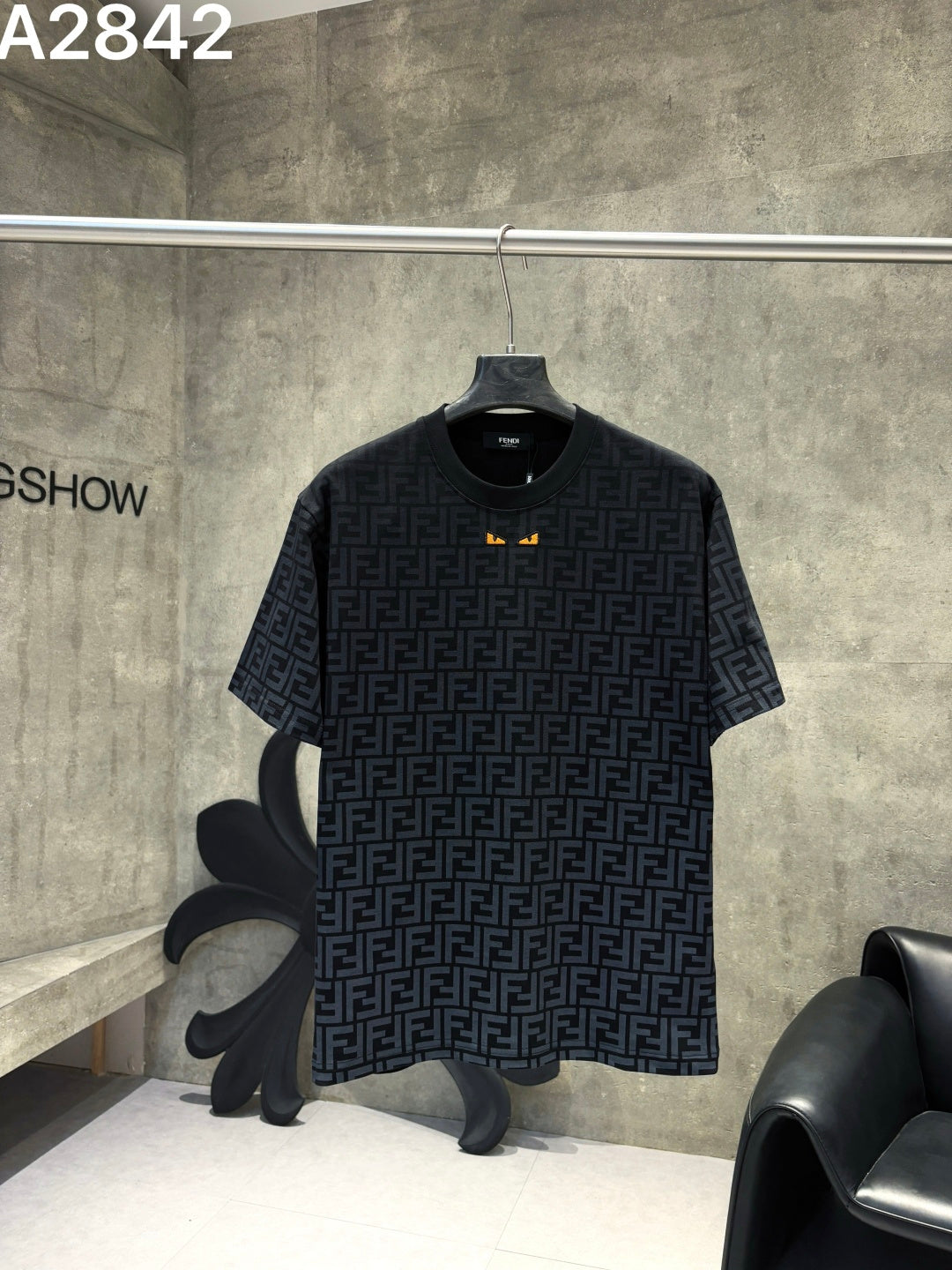 260428 New high-quality custom-made fabric embroidered T-shirt