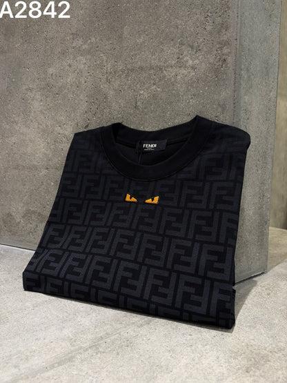 260428 New high-quality custom-made fabric embroidered T-shirt