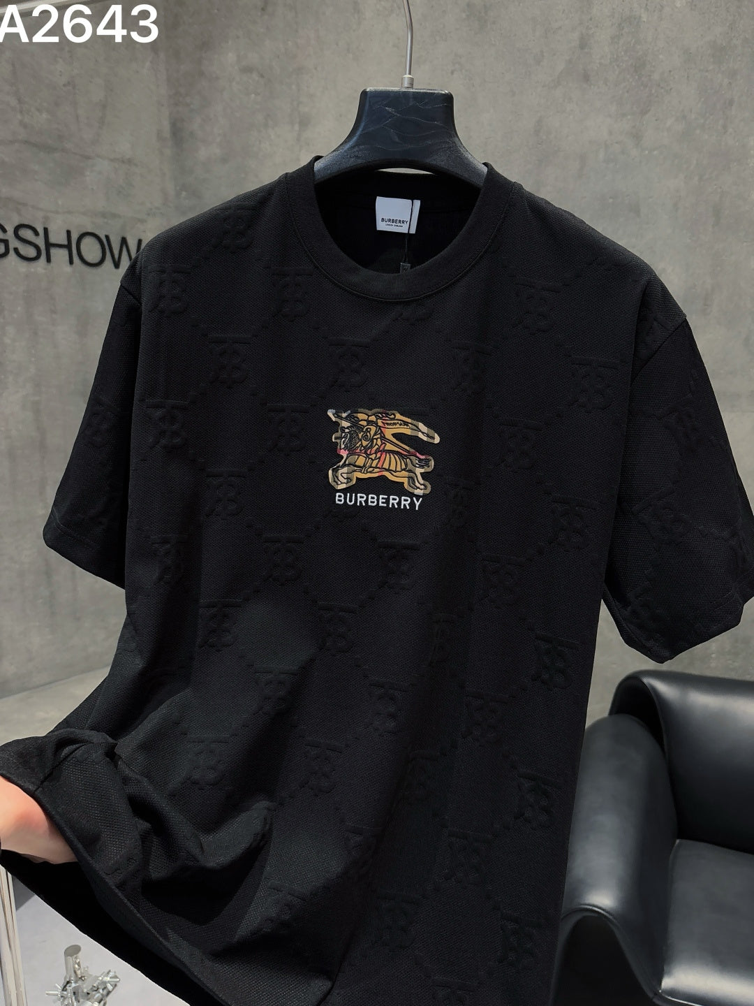 260428 New high-quality custom-made fabric embroidered T-shirt