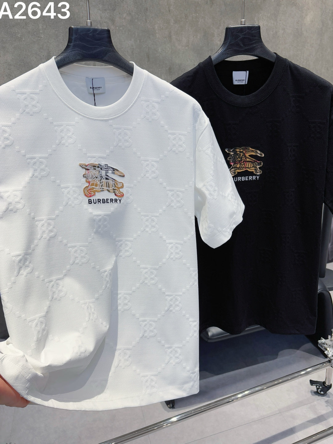 260428 New high-quality custom-made fabric embroidered T-shirt