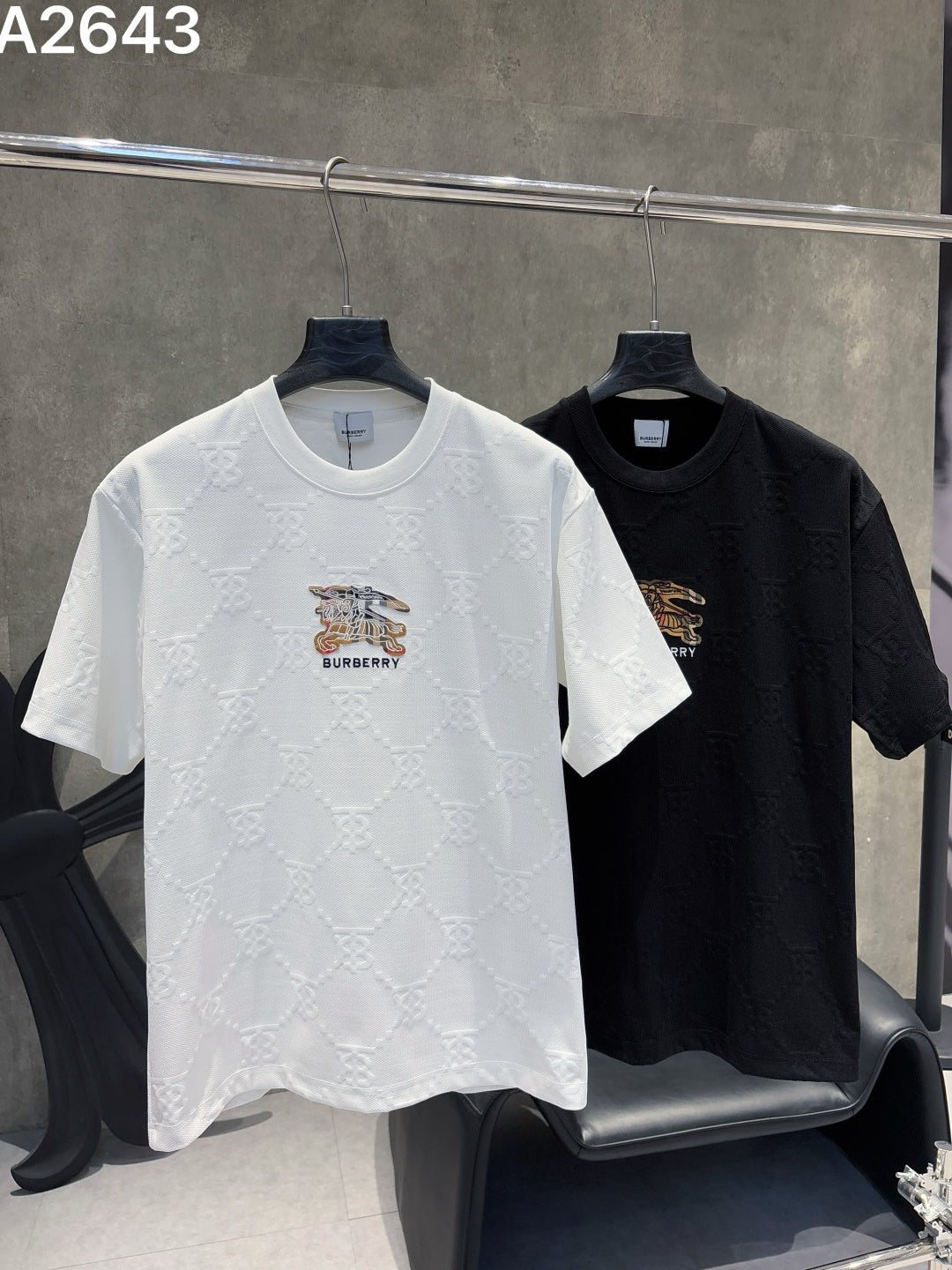 260428 New high-quality custom-made fabric embroidered T-shirt