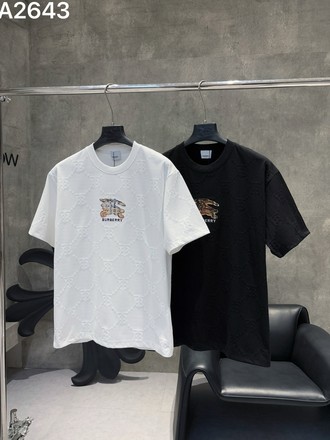 260428 New high-quality custom-made fabric embroidered T-shirt
