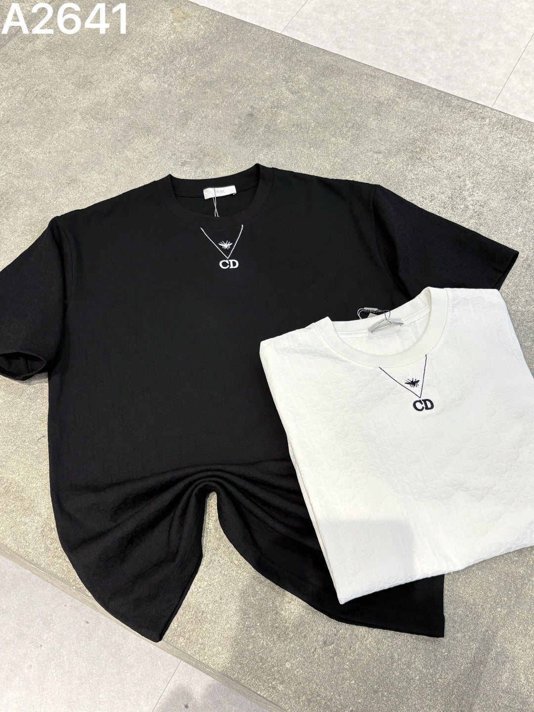 260428 New high-quality custom-made fabric embroidered T-shirt