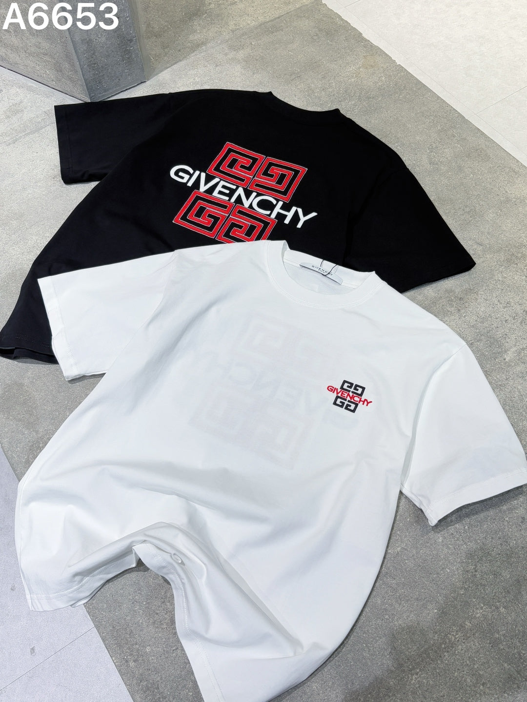 260428 New high-quality, heavily-embroidered T-shirt with large-scale embroidery design
