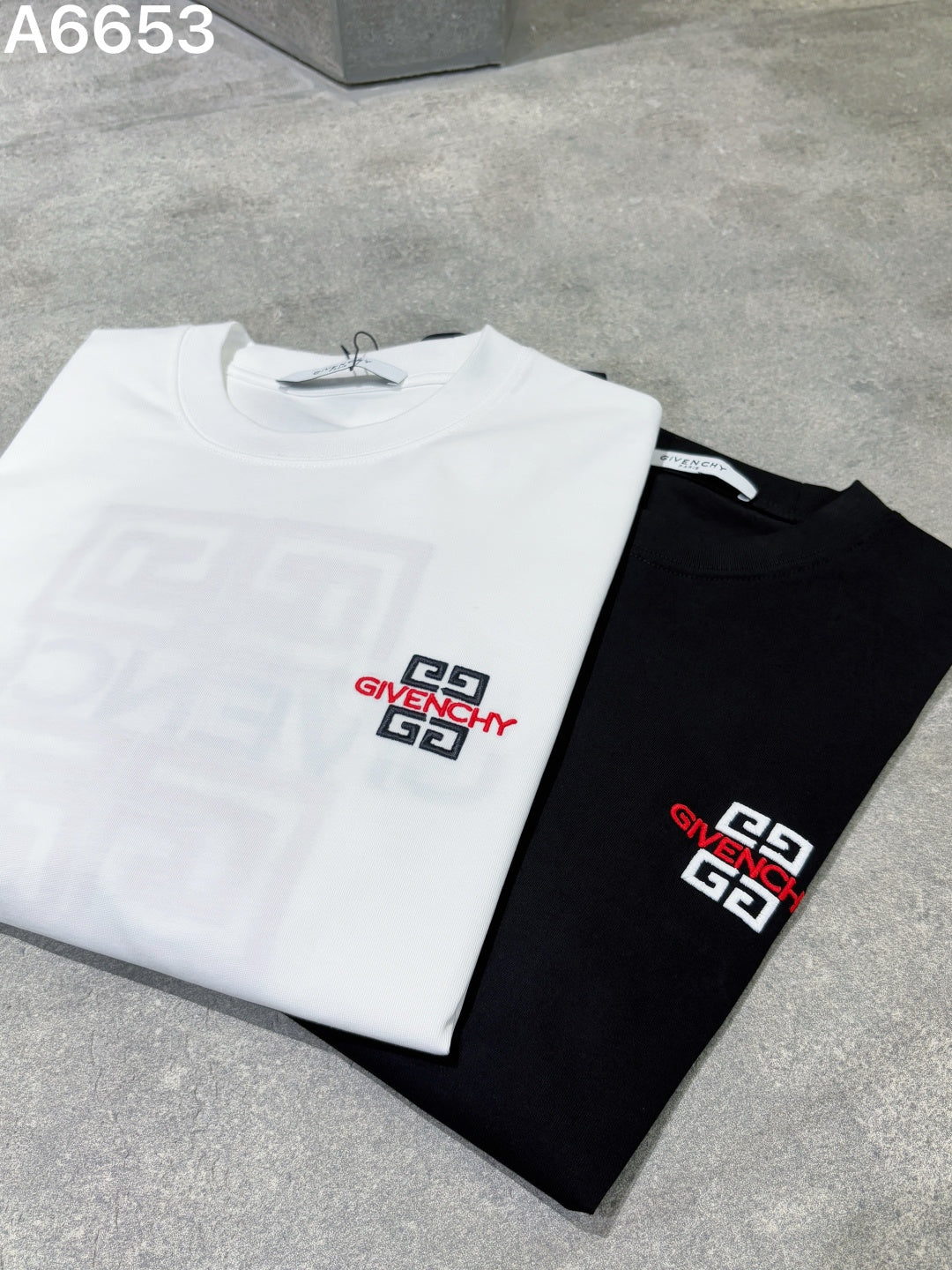 260428 New high-quality, heavily-embroidered T-shirt with large-scale embroidery design