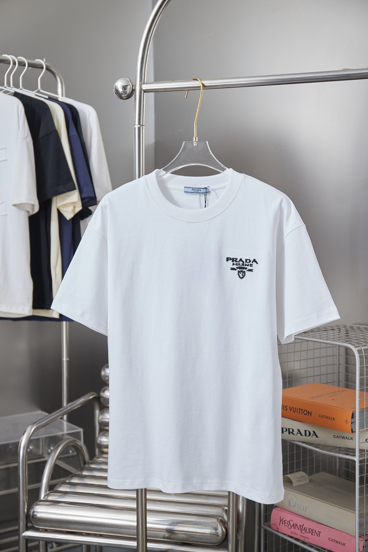 260428 New high-quality everyday style embroidered T-shirt