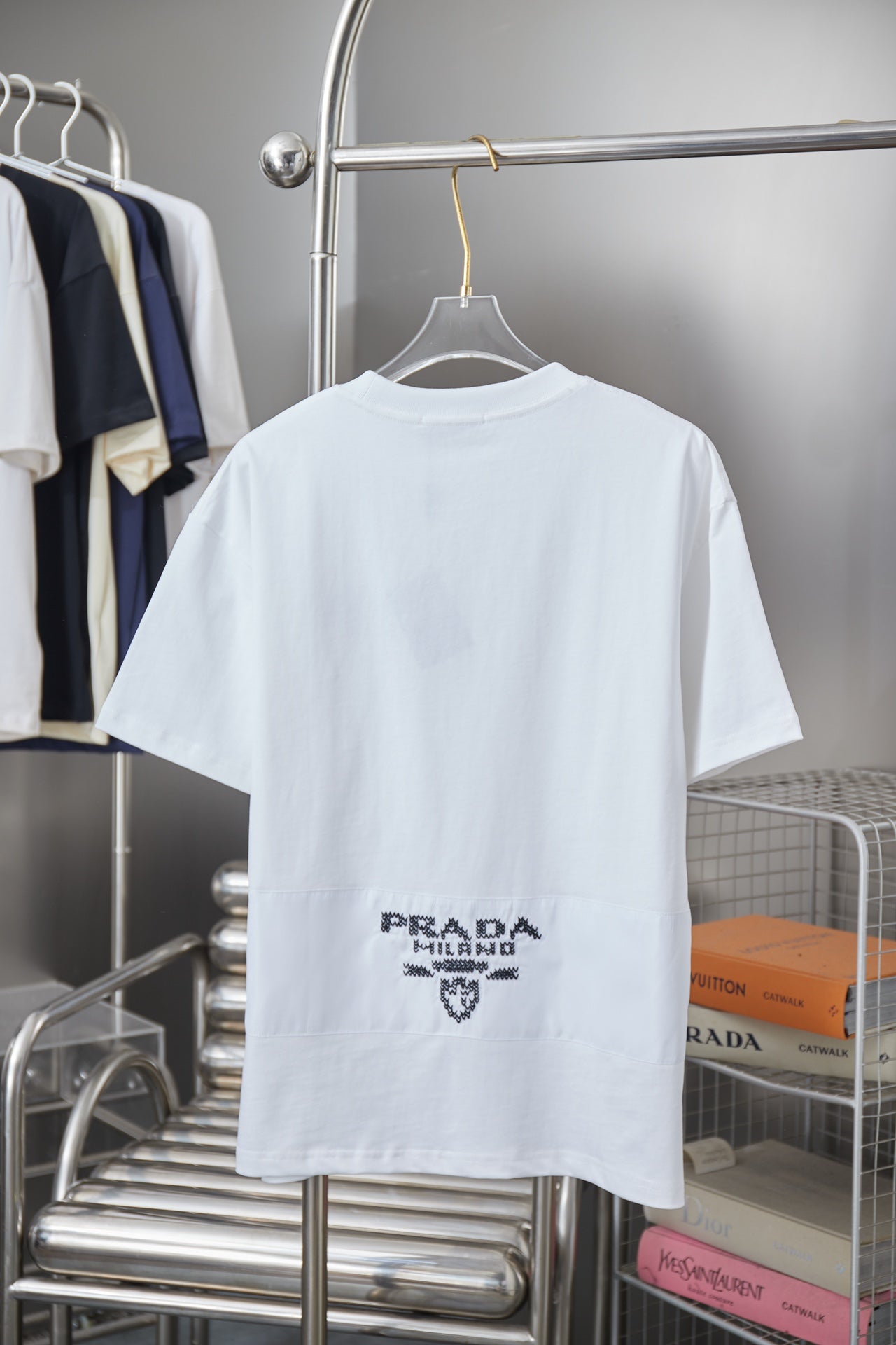 260428 New high-quality everyday style embroidered T-shirt