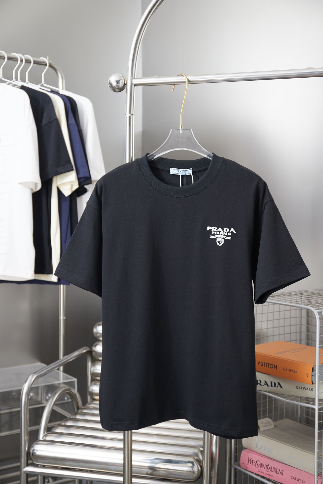 260428 New high-quality everyday style embroidered T-shirt