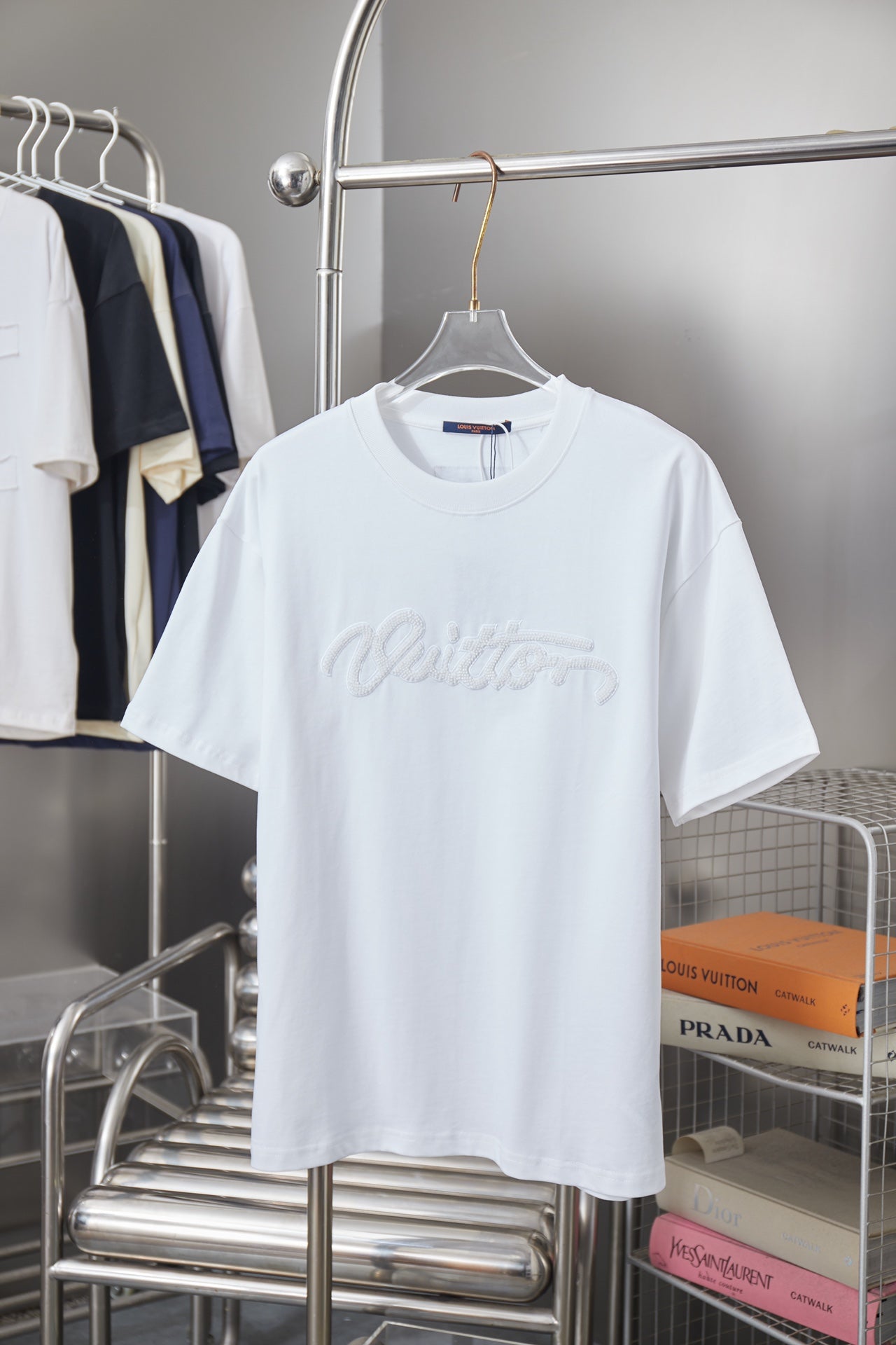260428 New high-quality daily-style bead-studded ballpoint T-shirt