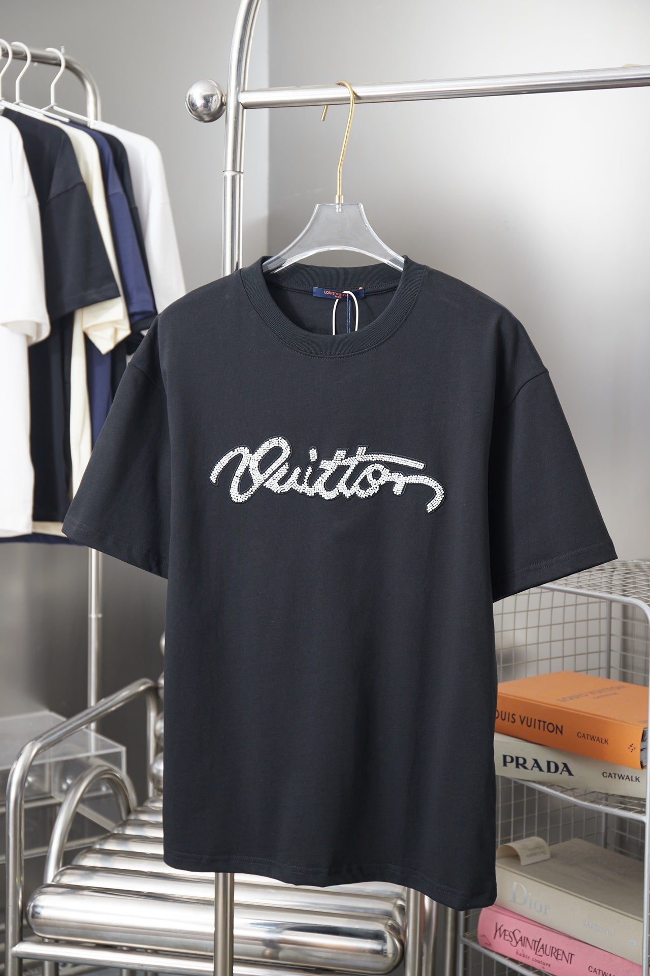 260428 New high-quality daily-style bead-studded ballpoint T-shirt