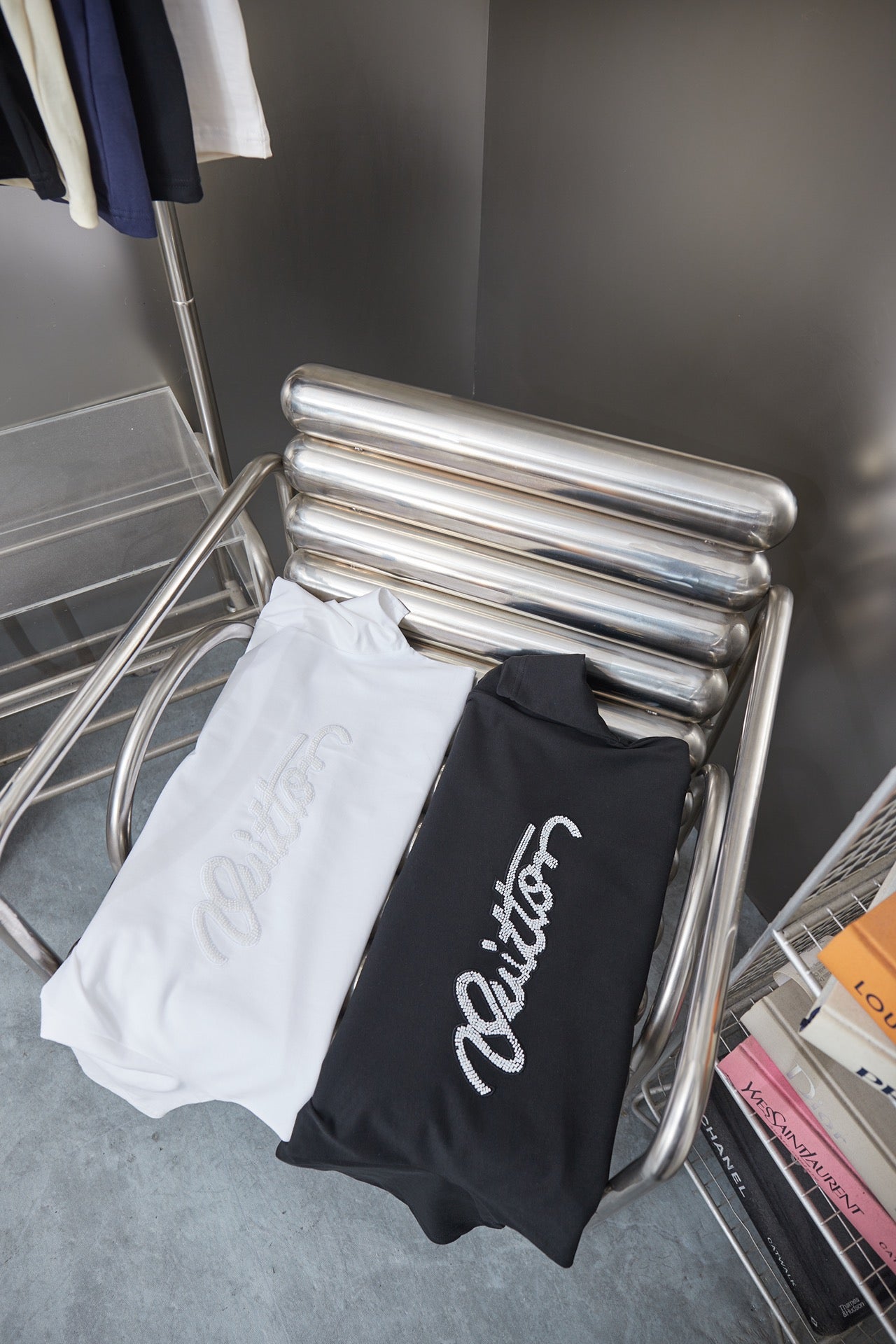 260428 New high-quality daily-style bead-studded ballpoint T-shirt