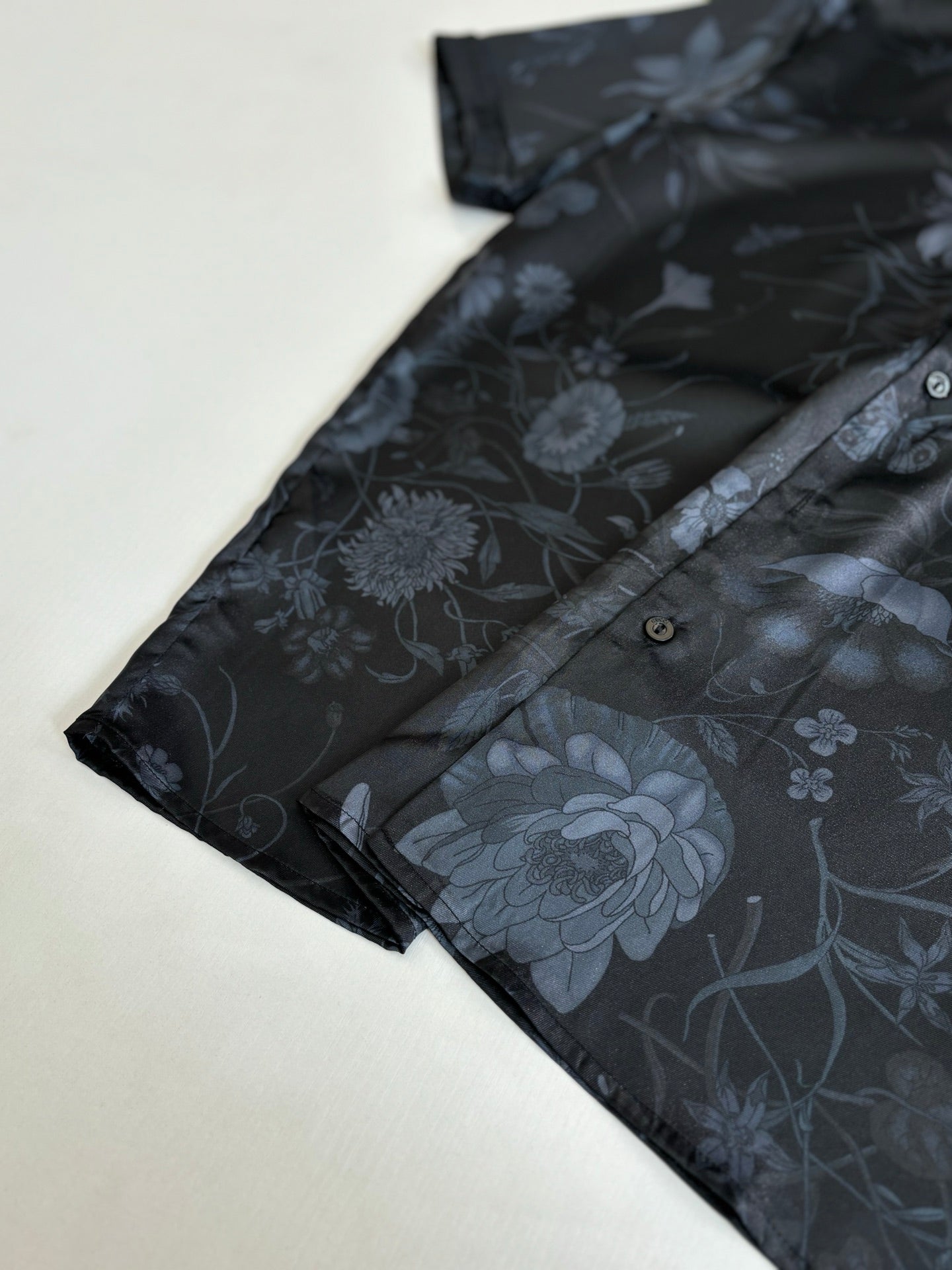 260428 New high-quality butterfly flower printed full-silk suit short-sleeved collar shirt