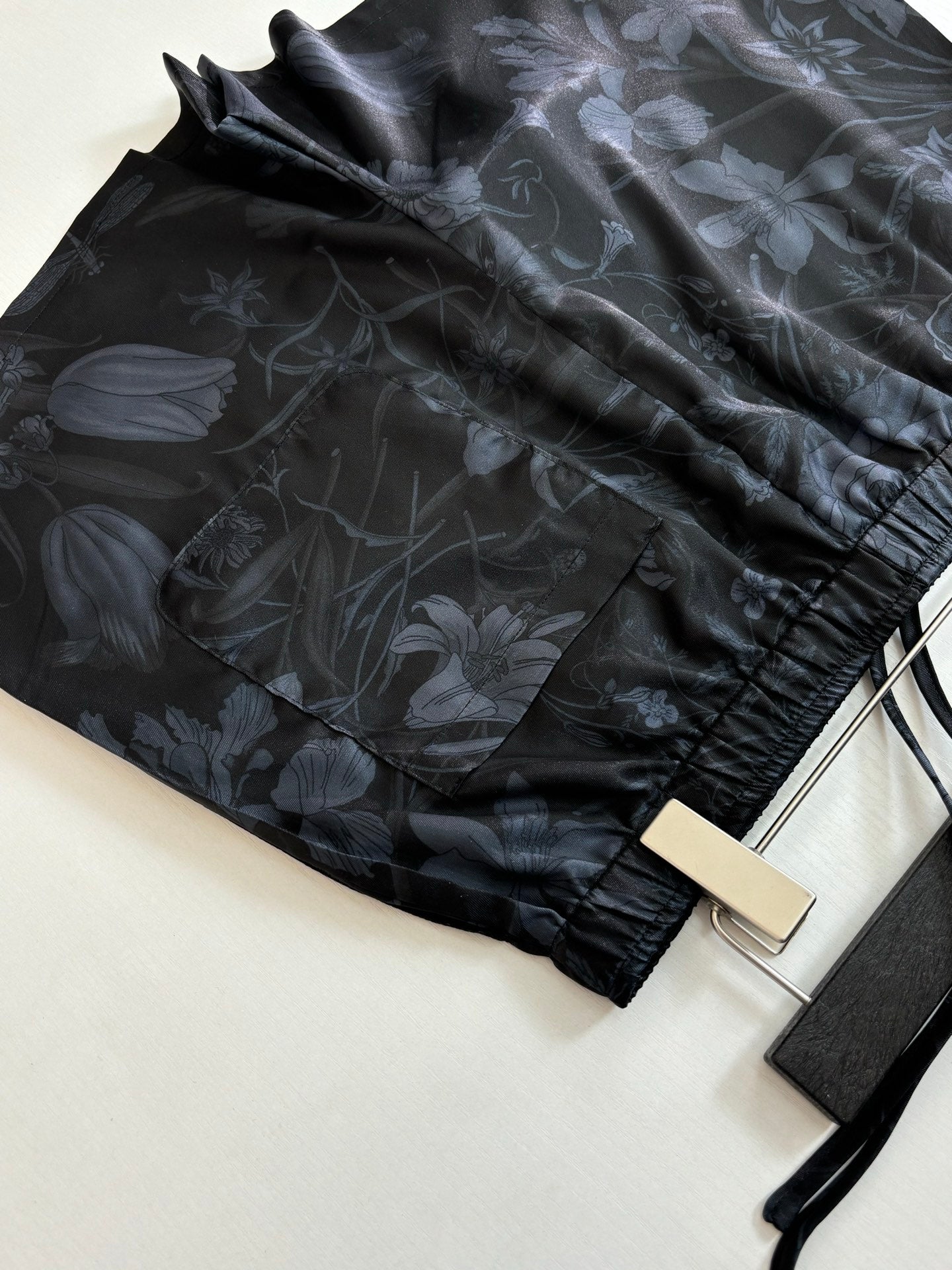 260428 New high-quality butterfly flower printed full-pattern brocade short pants set